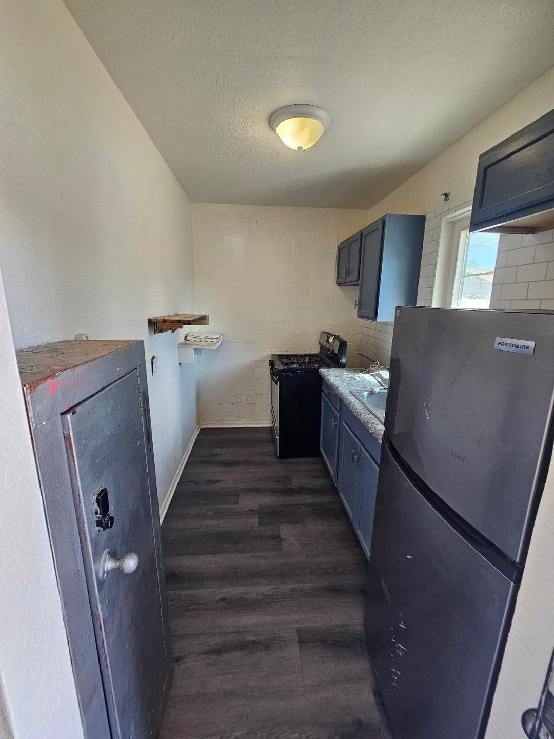 425 N 17th Drive Apt 2