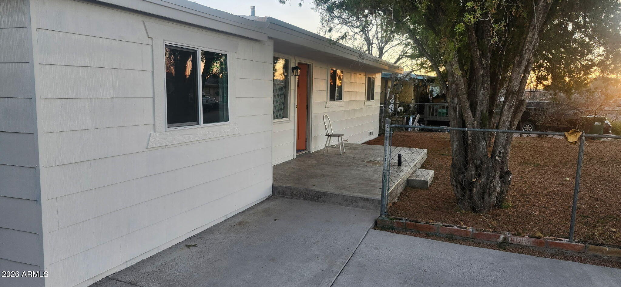 118 E PINAL Street