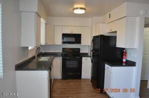 483 E 10th Avenue Apt C