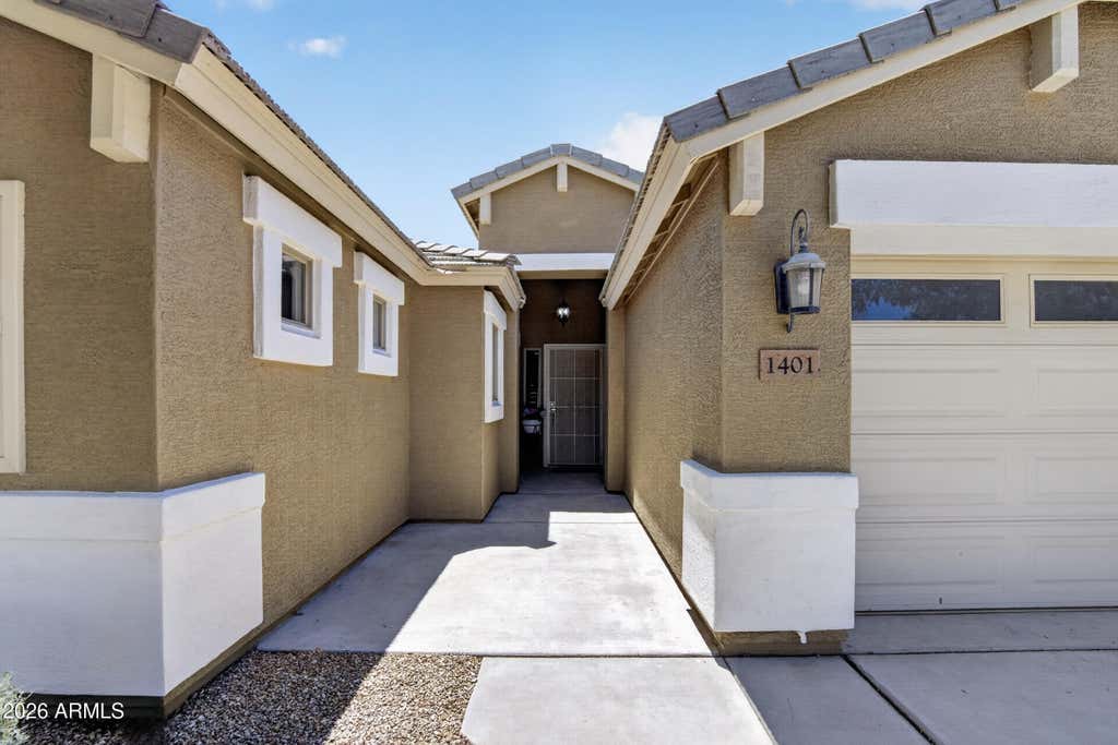 Photo of 1401 E Jeanne Lane, San Tan Valley, AZ 85140 (MLS # 7033860)