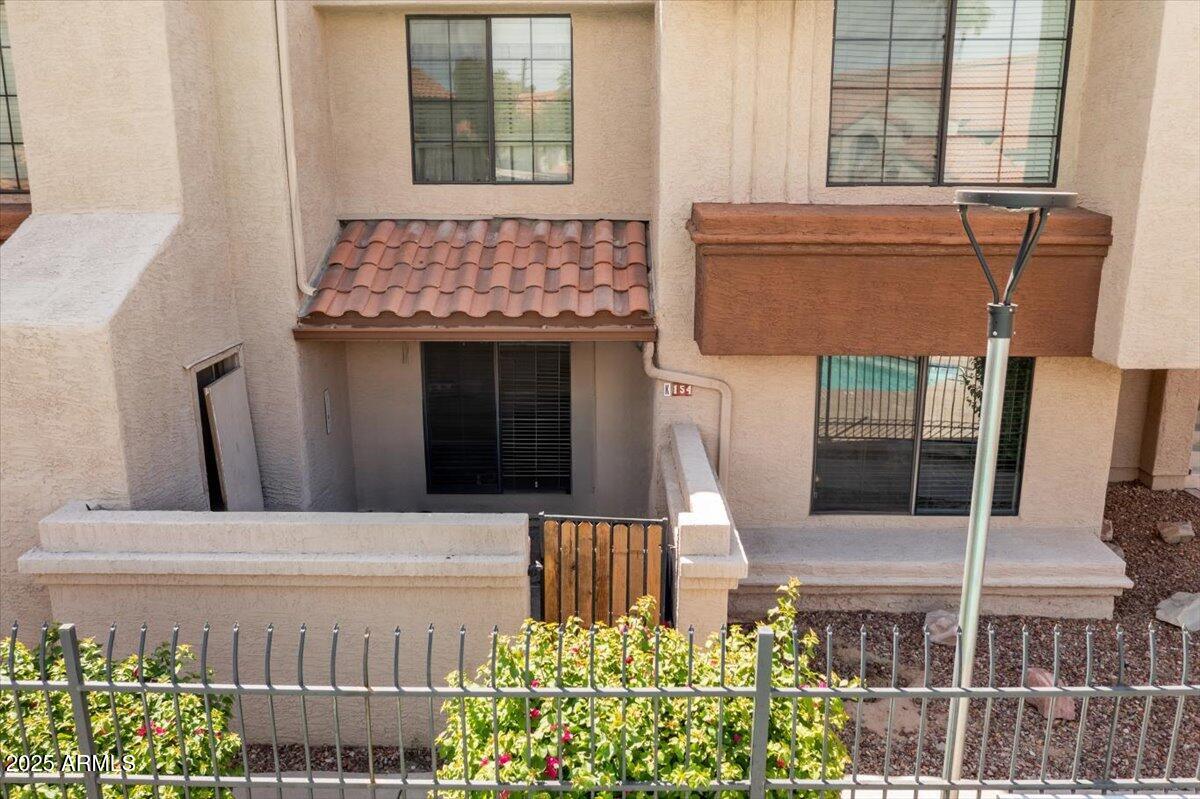Homes 4 839 S WESTWOOD -- 154