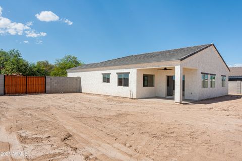 A home in Eloy