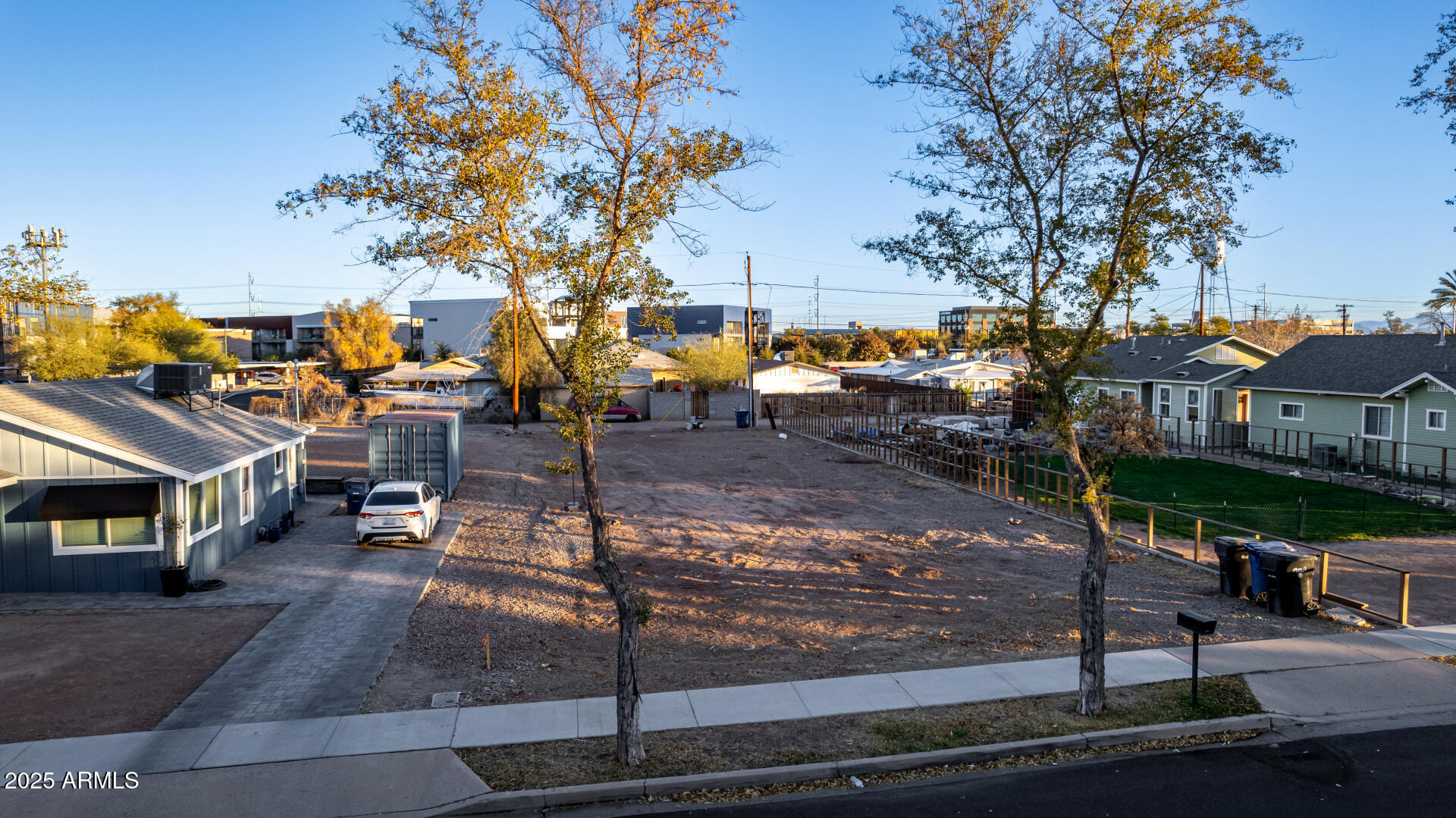 130 W PARK Avenue 11