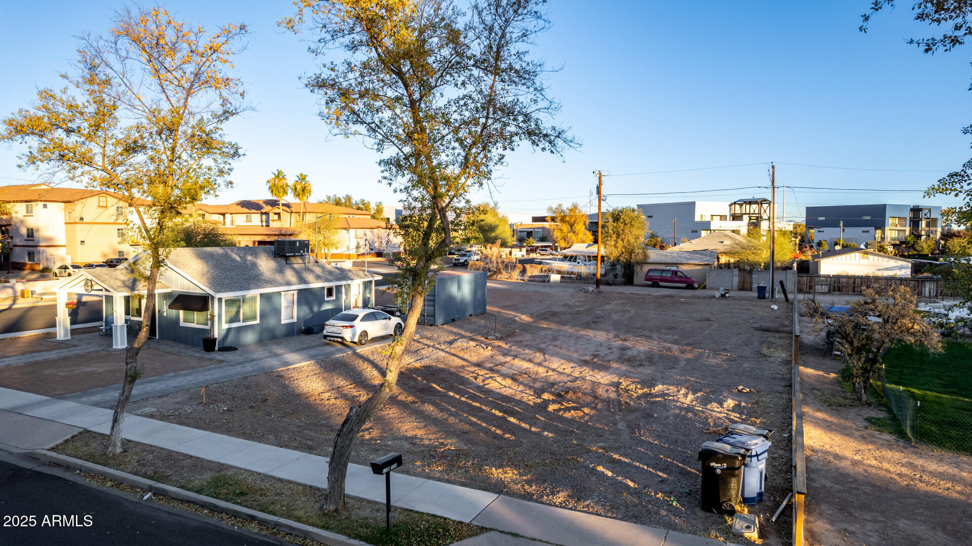 130 W PARK Avenue 11