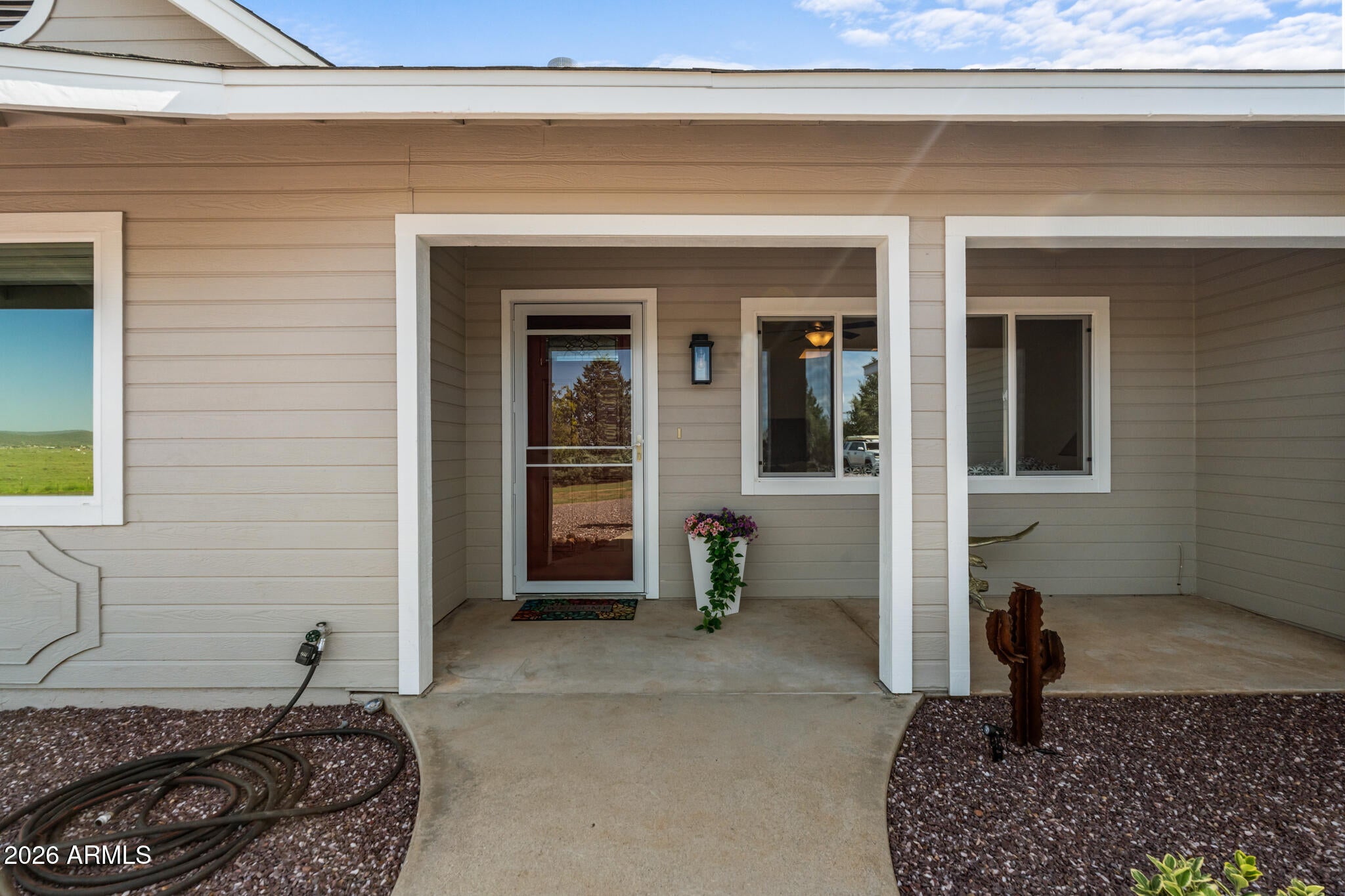 499 N REED Road