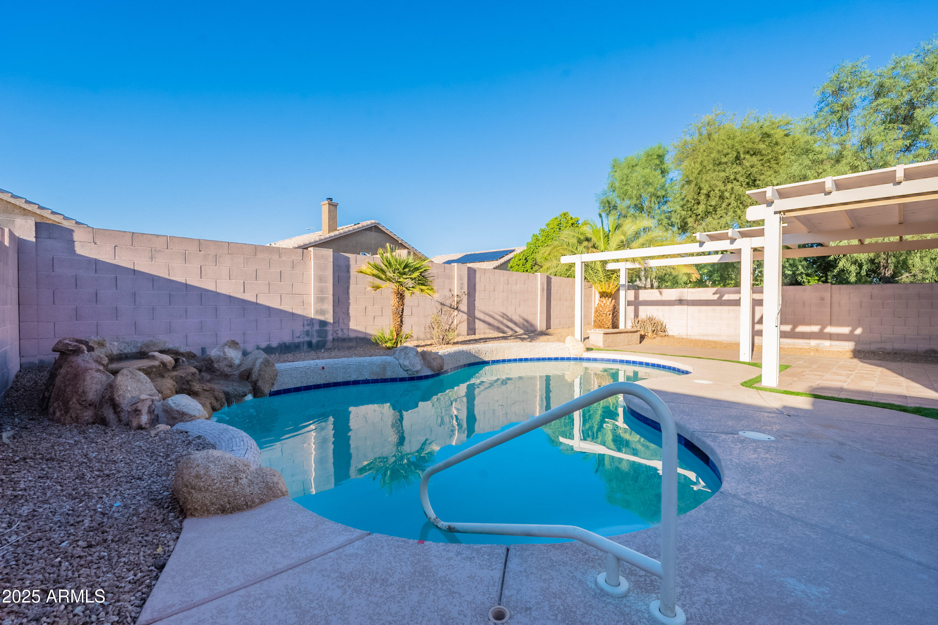 10510 E FLOWER Avenue