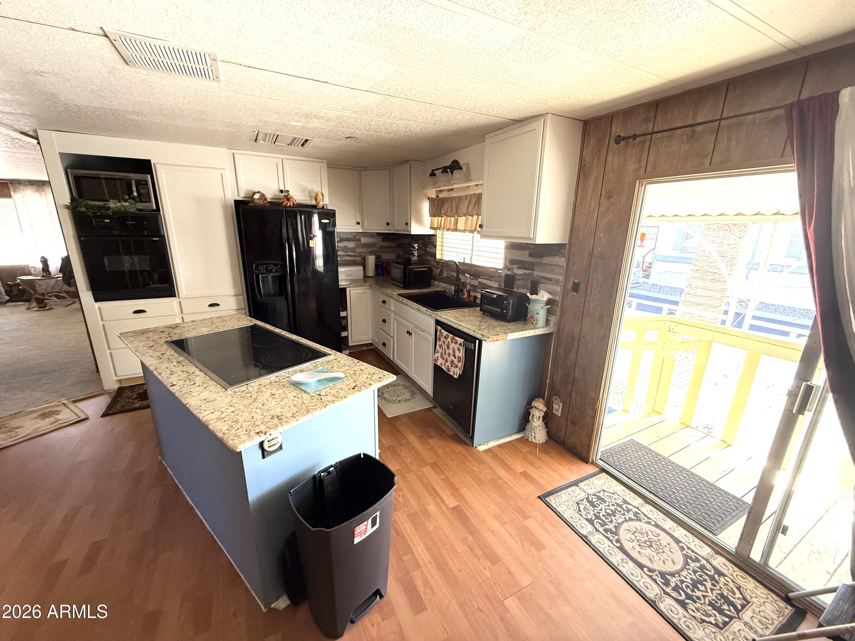 9501 E Broadway Road 252