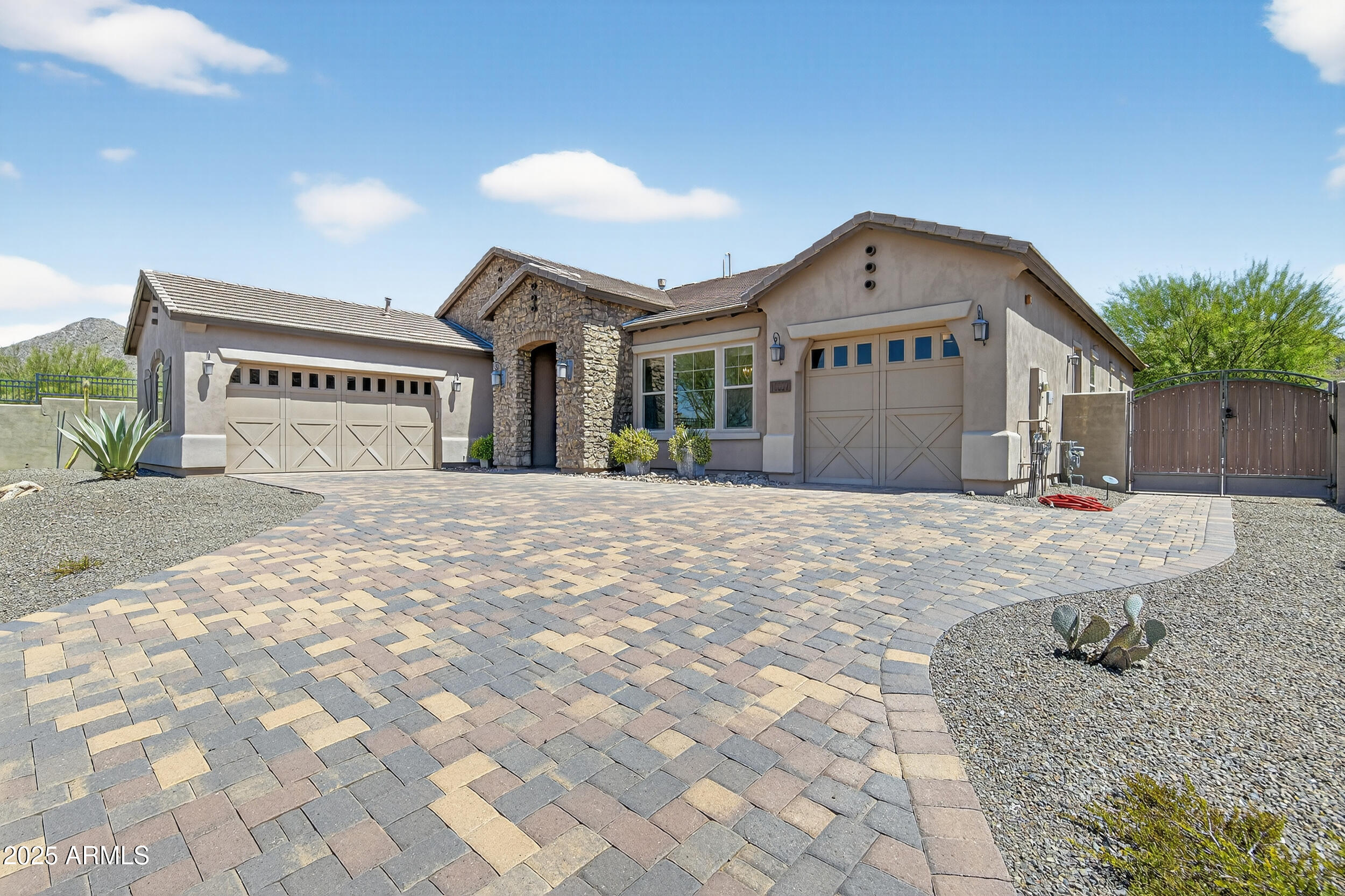 10997 N 137TH Street