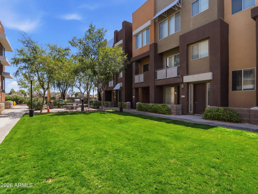 Photo of 6605 N 93rd Avenue #1021, Glendale, AZ 85305 (MLS # 7073906)
