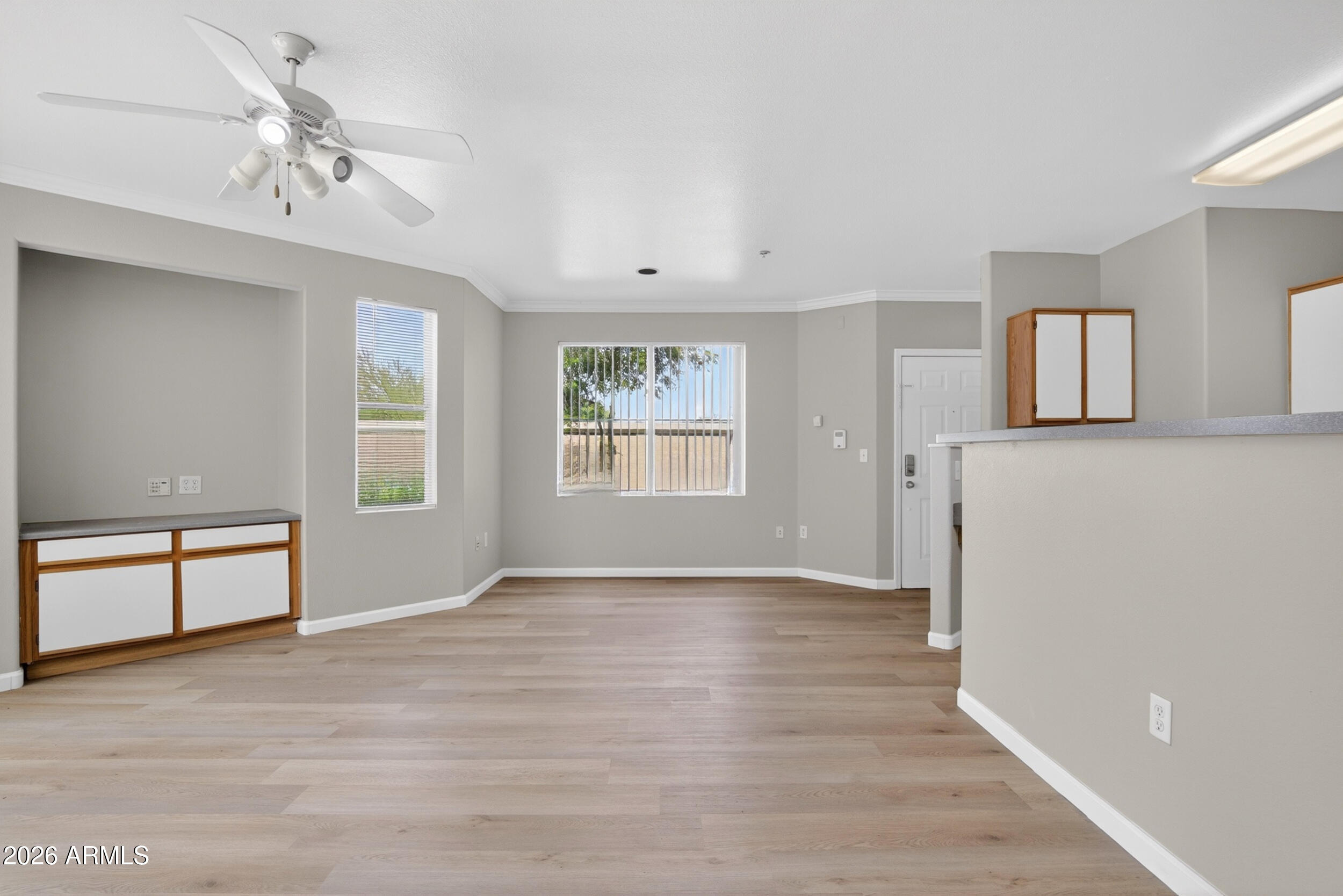 2134 E BROADWAY Road 1042