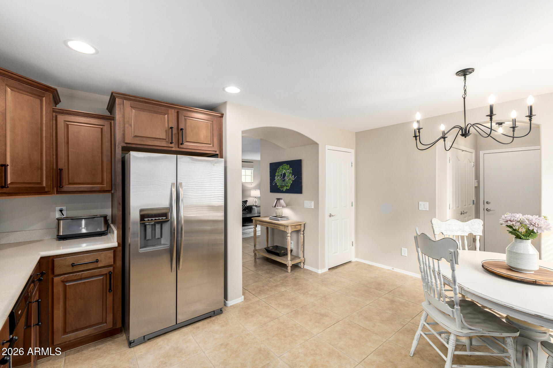 2529 E Vermont Drive