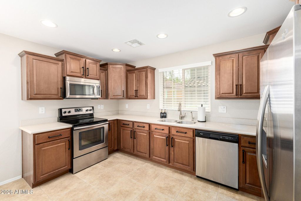 Photo of 2529 E Vermont Drive, Gilbert, AZ 85295 (MLS # 6989880)