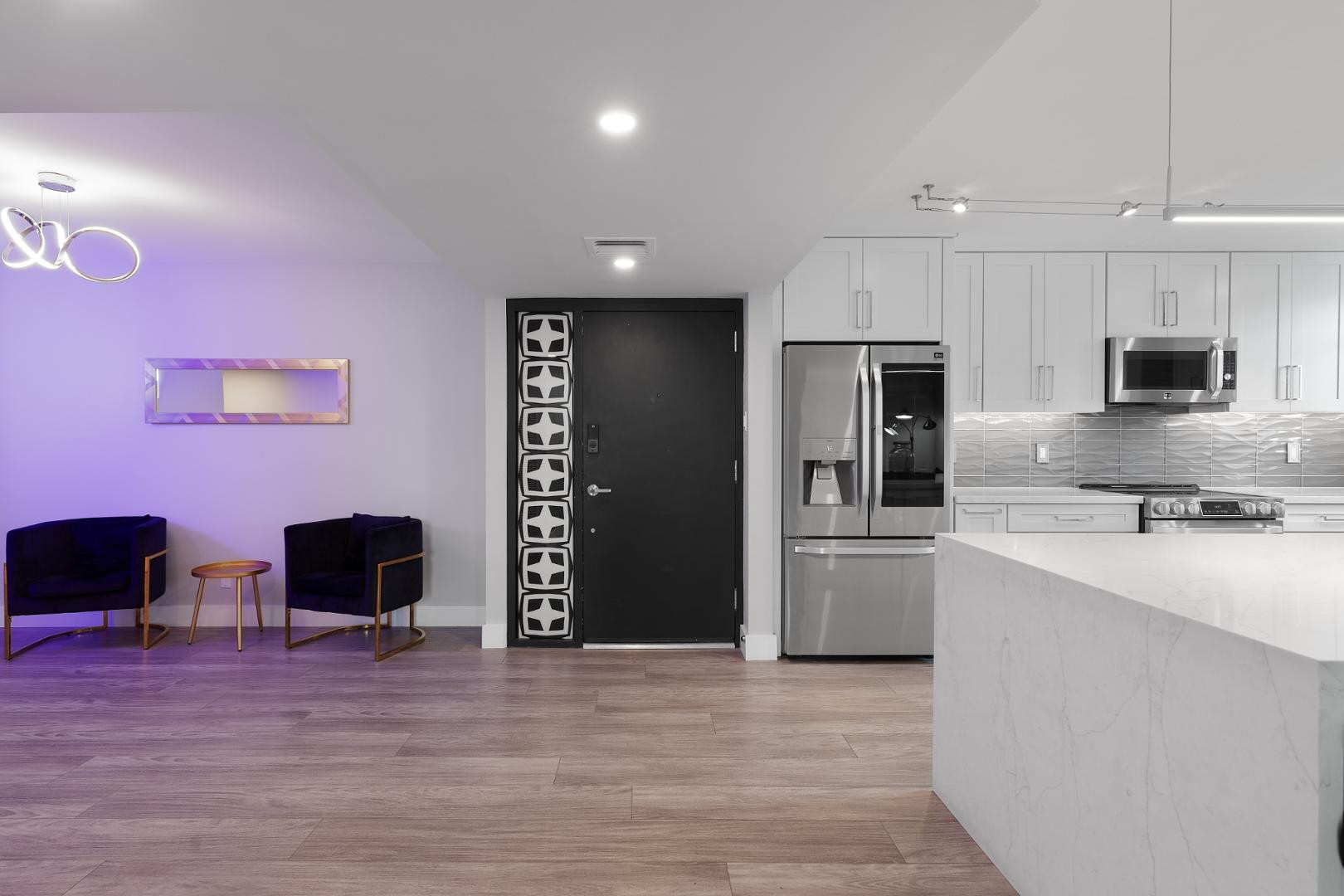 6502 N Central Avenue Unit A103