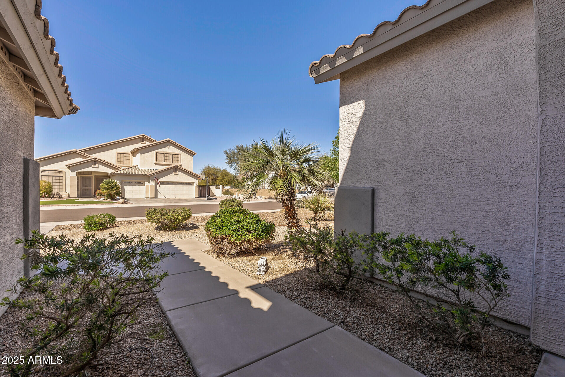 7329 W TETHER Trail