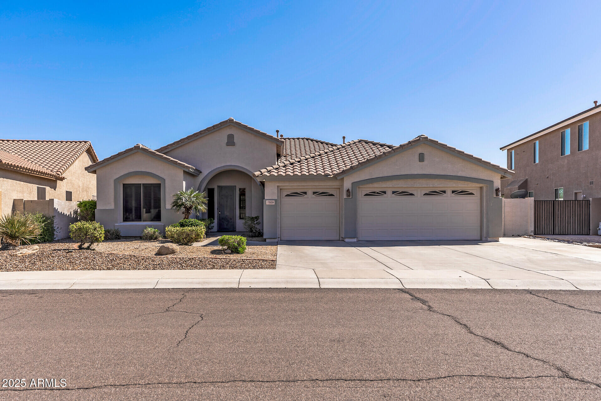 7329 W TETHER Trail