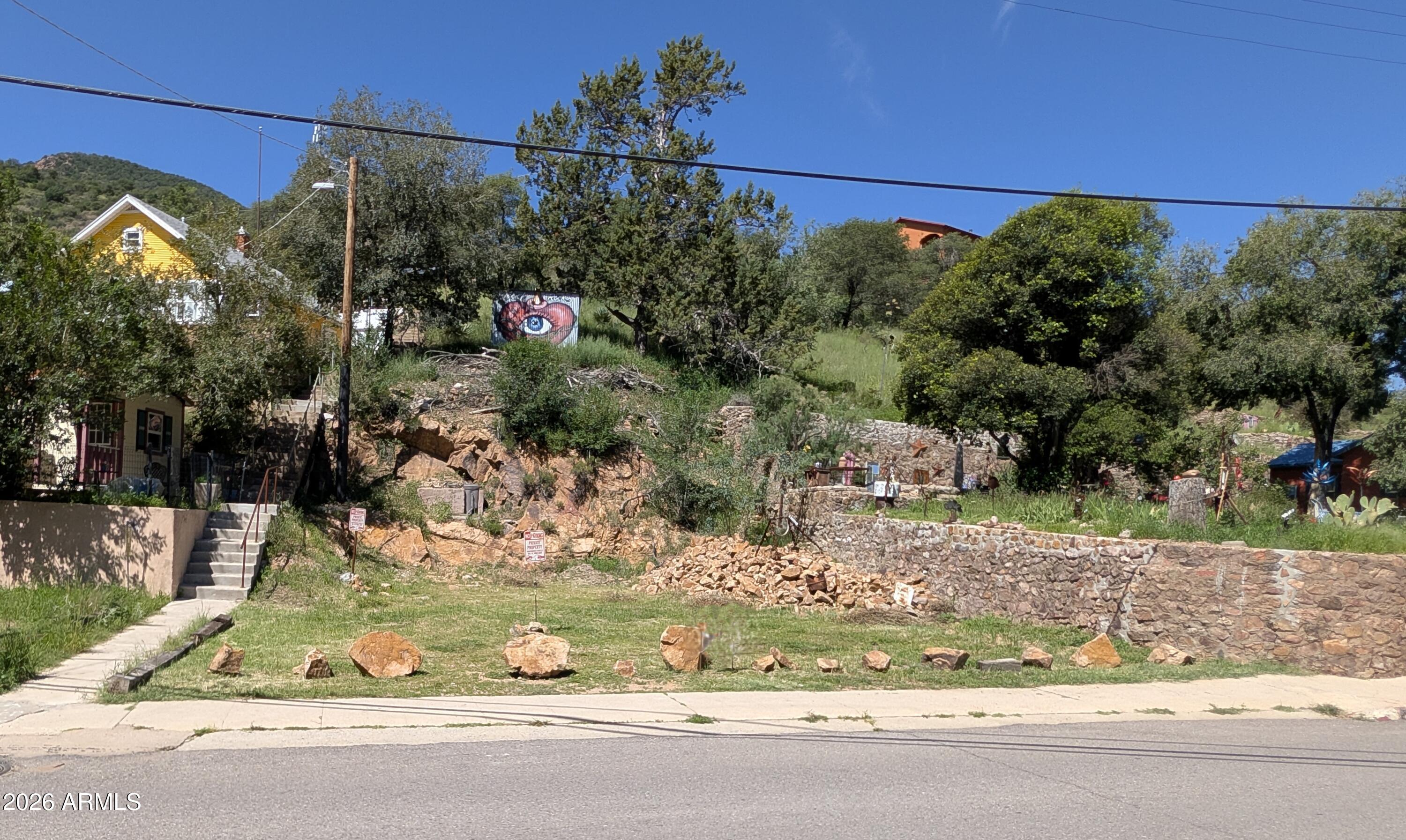 702B TOMBSTONE Canyon -