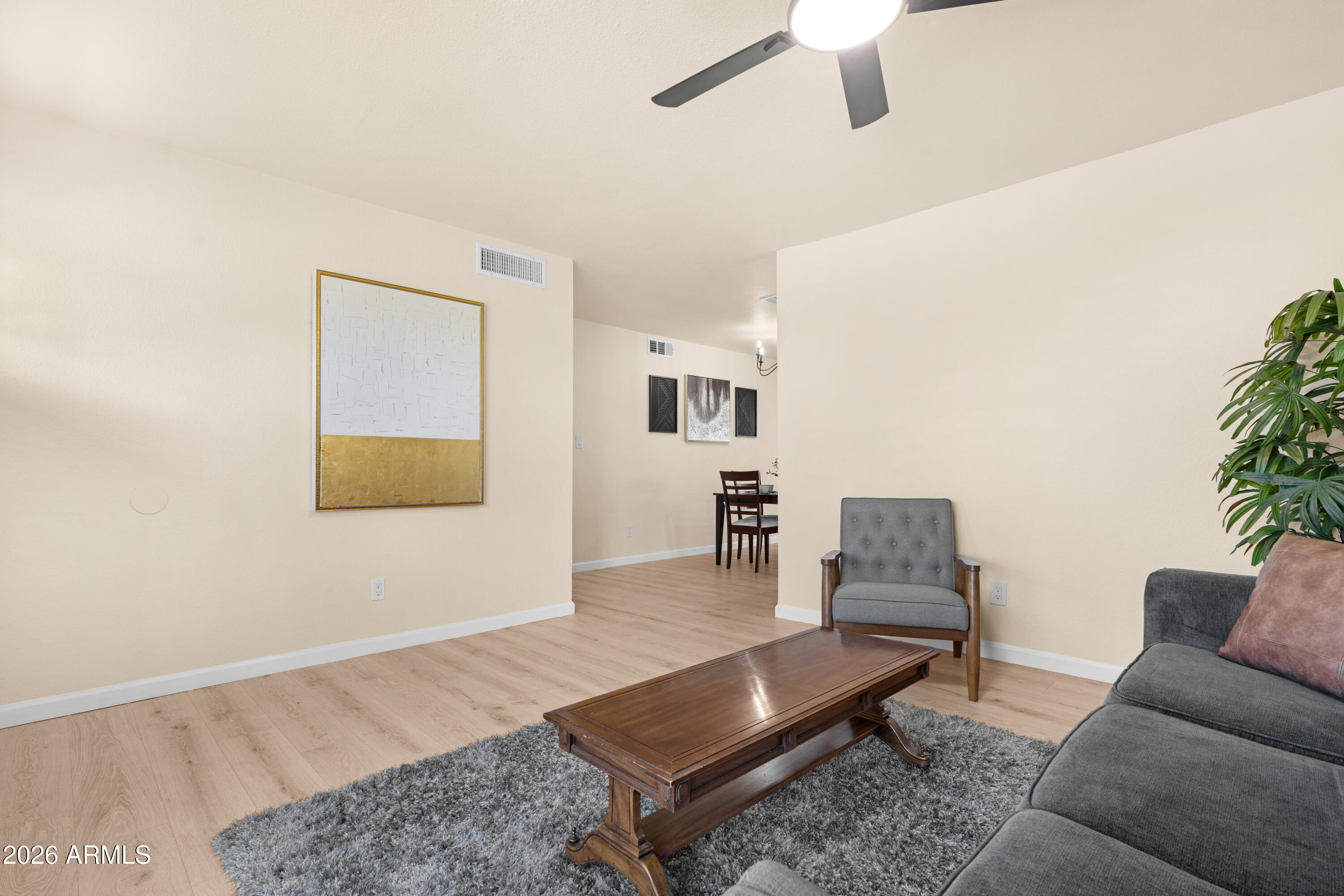 2573 E COMMONWEALTH Circle