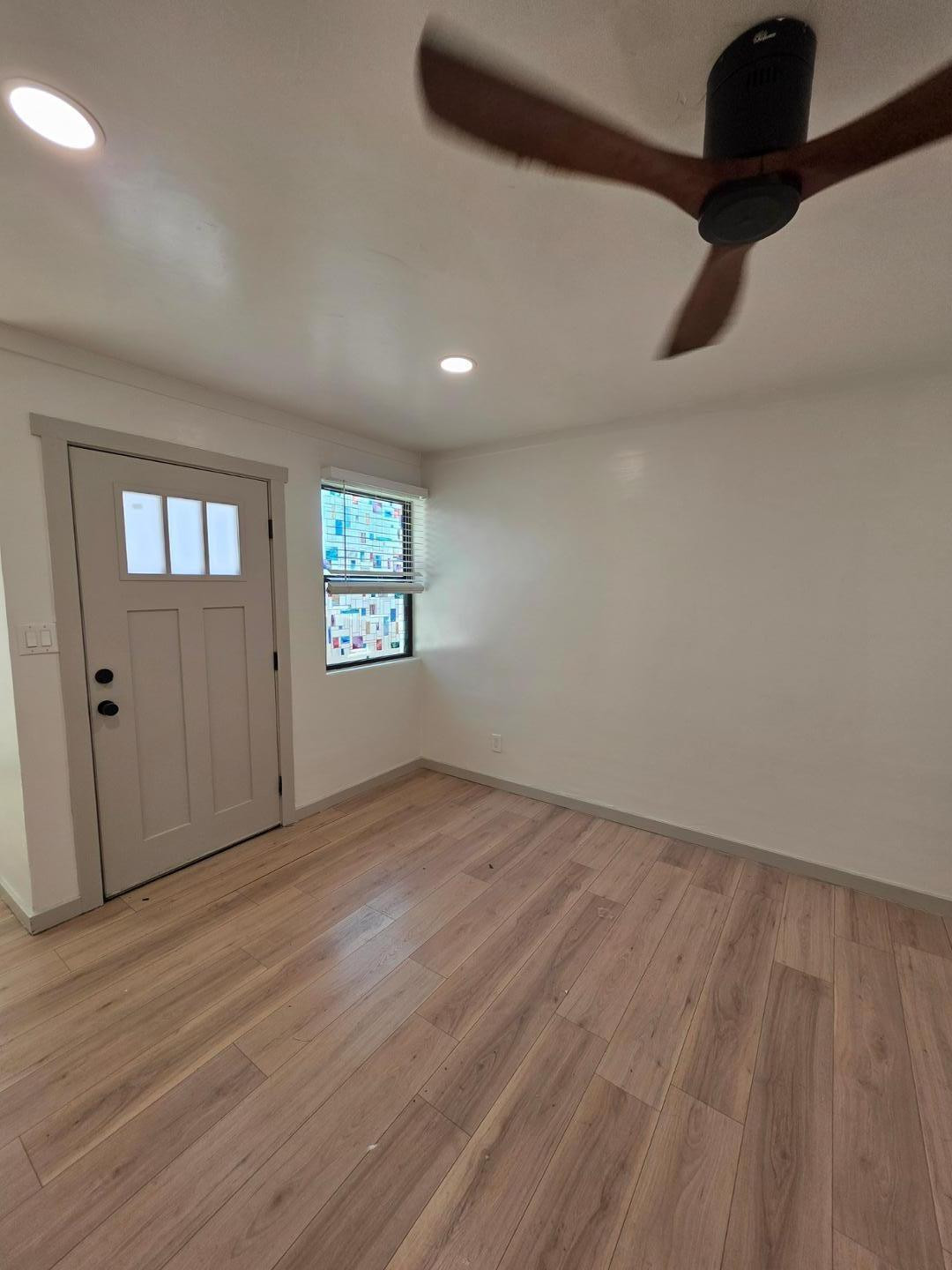4034 E Moreland Street Apt 2