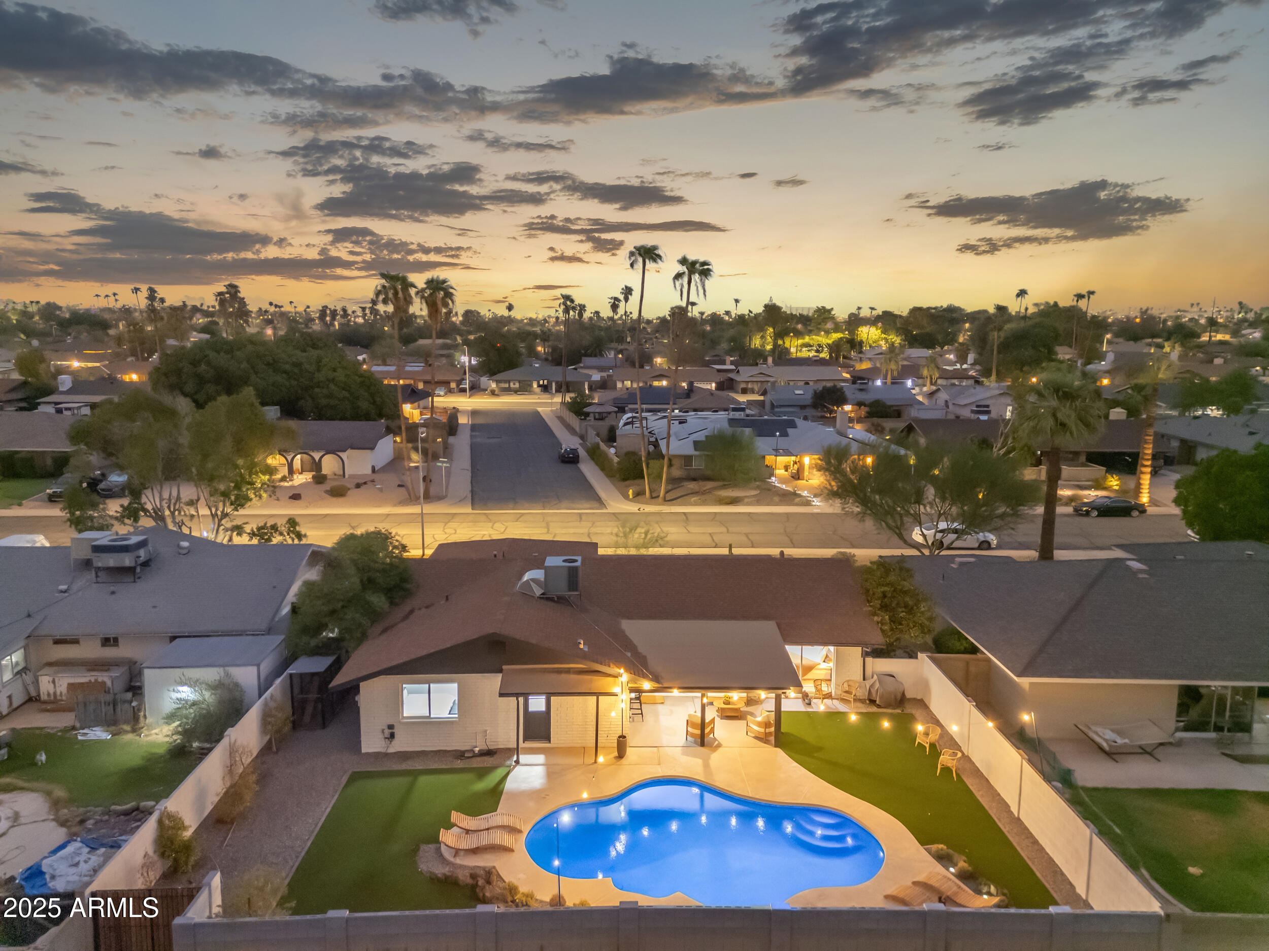 2501 E Fairmont Drive