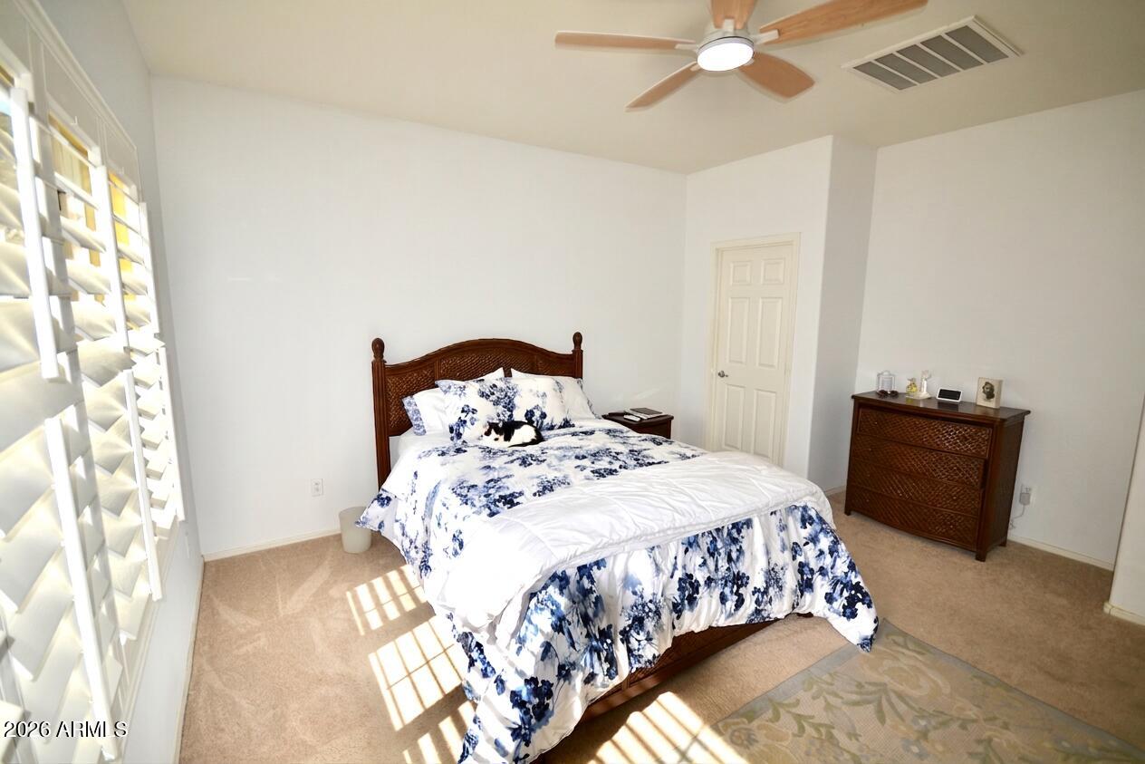 5423 W RANGE MULE Drive