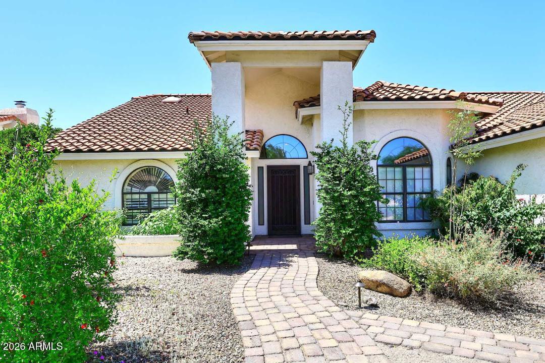 4909 E CHOLLA Street