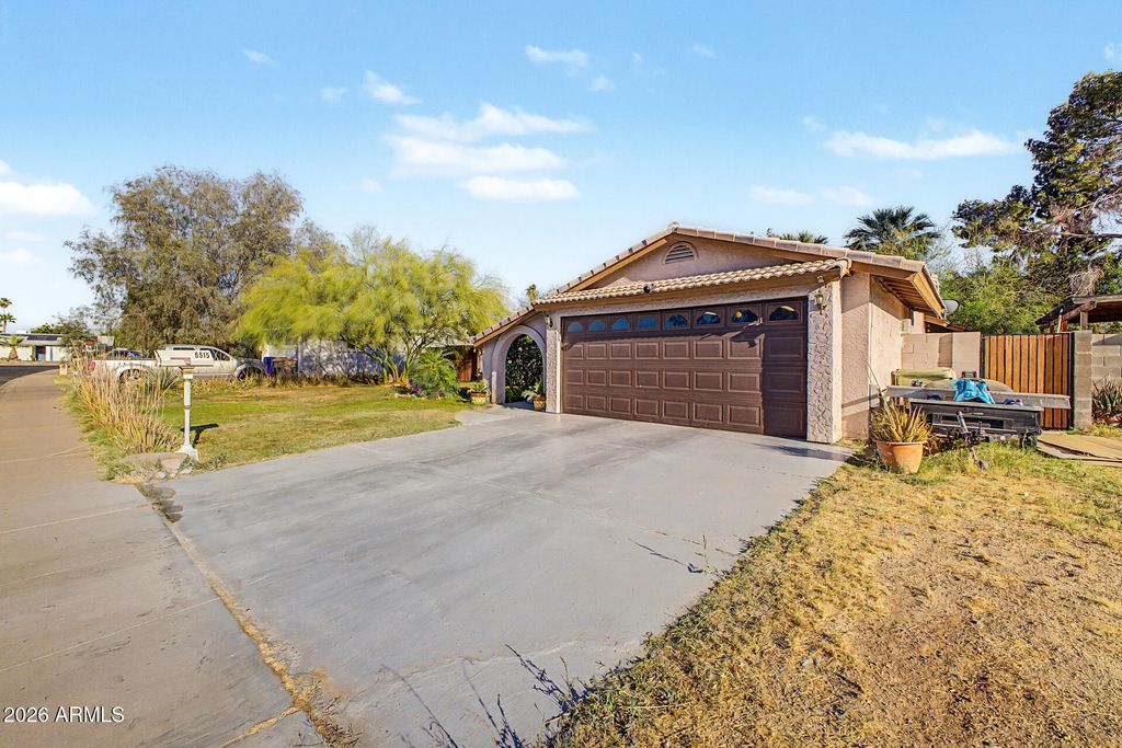 Photo of 5515 W Hatcher Road, Glendale, AZ 85302 (MLS # 7026149)