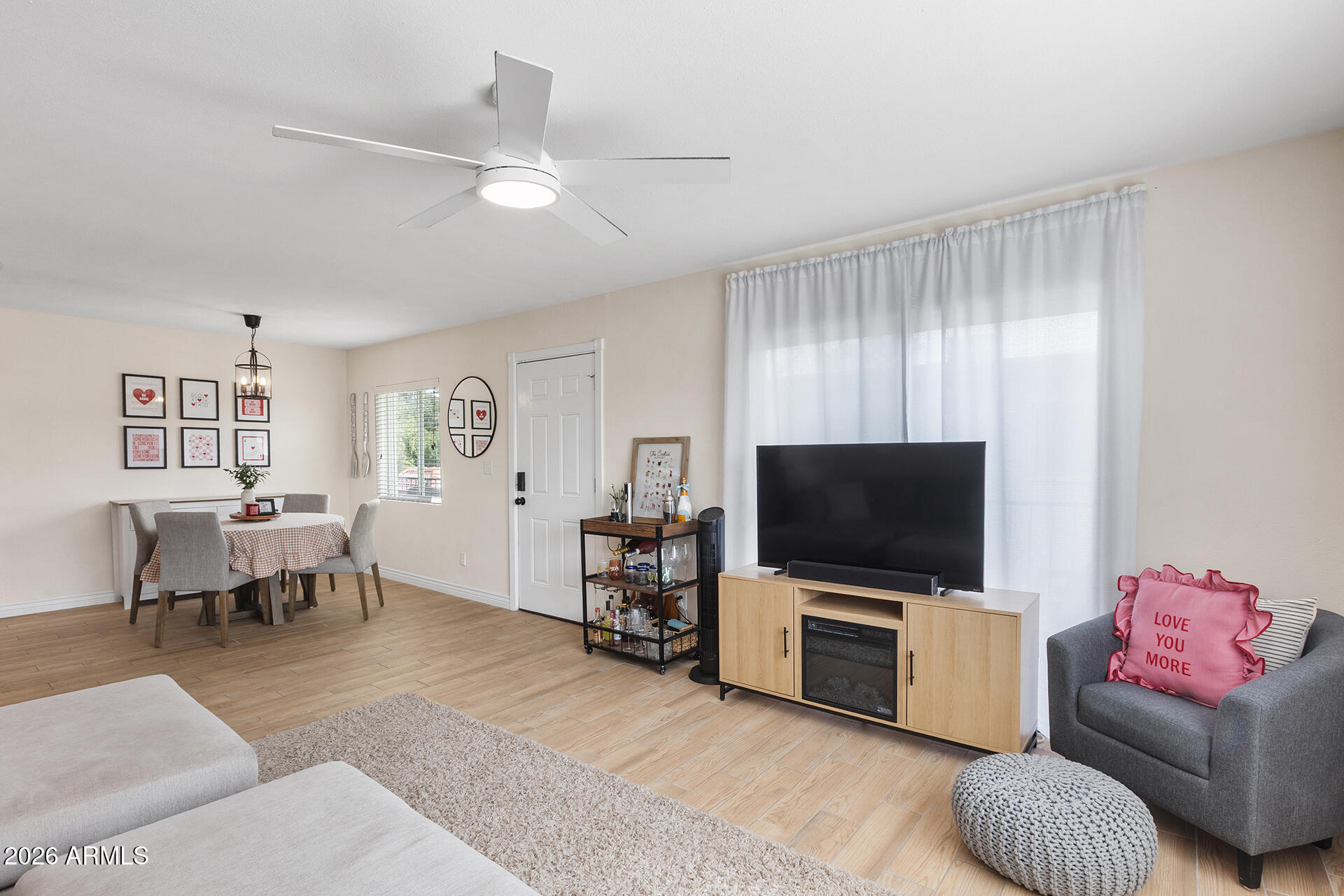 1916 W MORNINGSIDE Drive 67