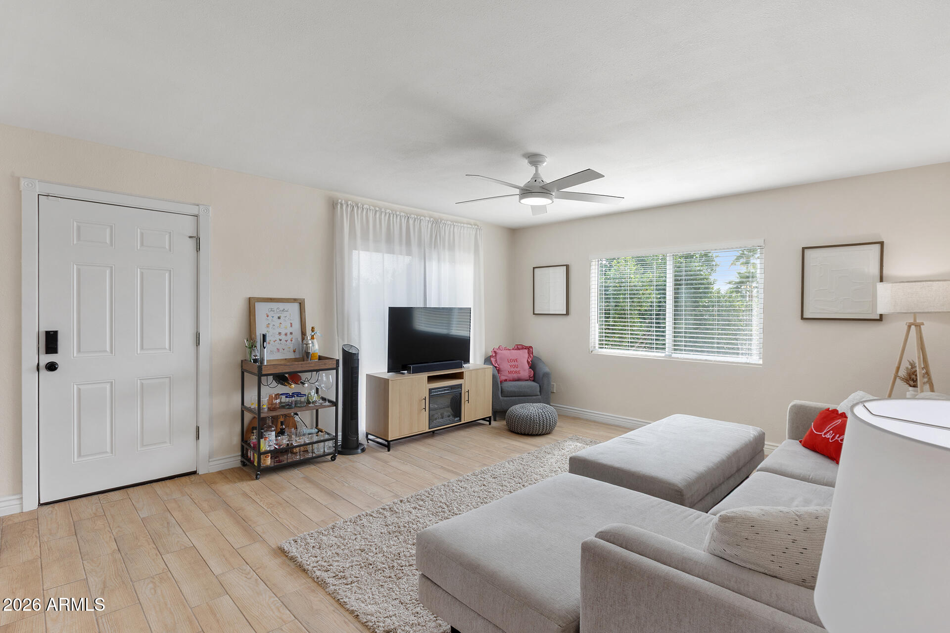 1916 W MORNINGSIDE Drive 67