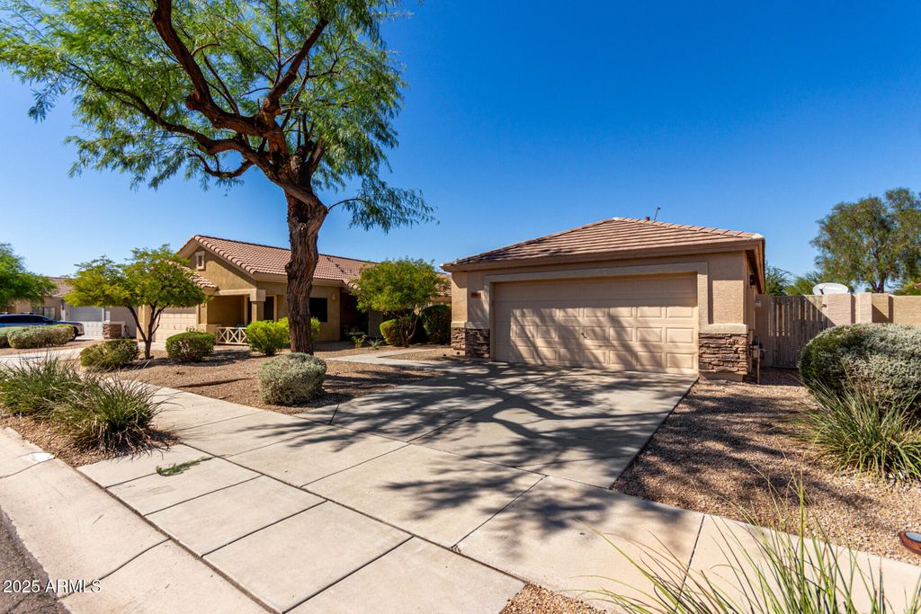 Photo of 12668 S 175th Lane, Goodyear, AZ 85338 (MLS # 6923544)