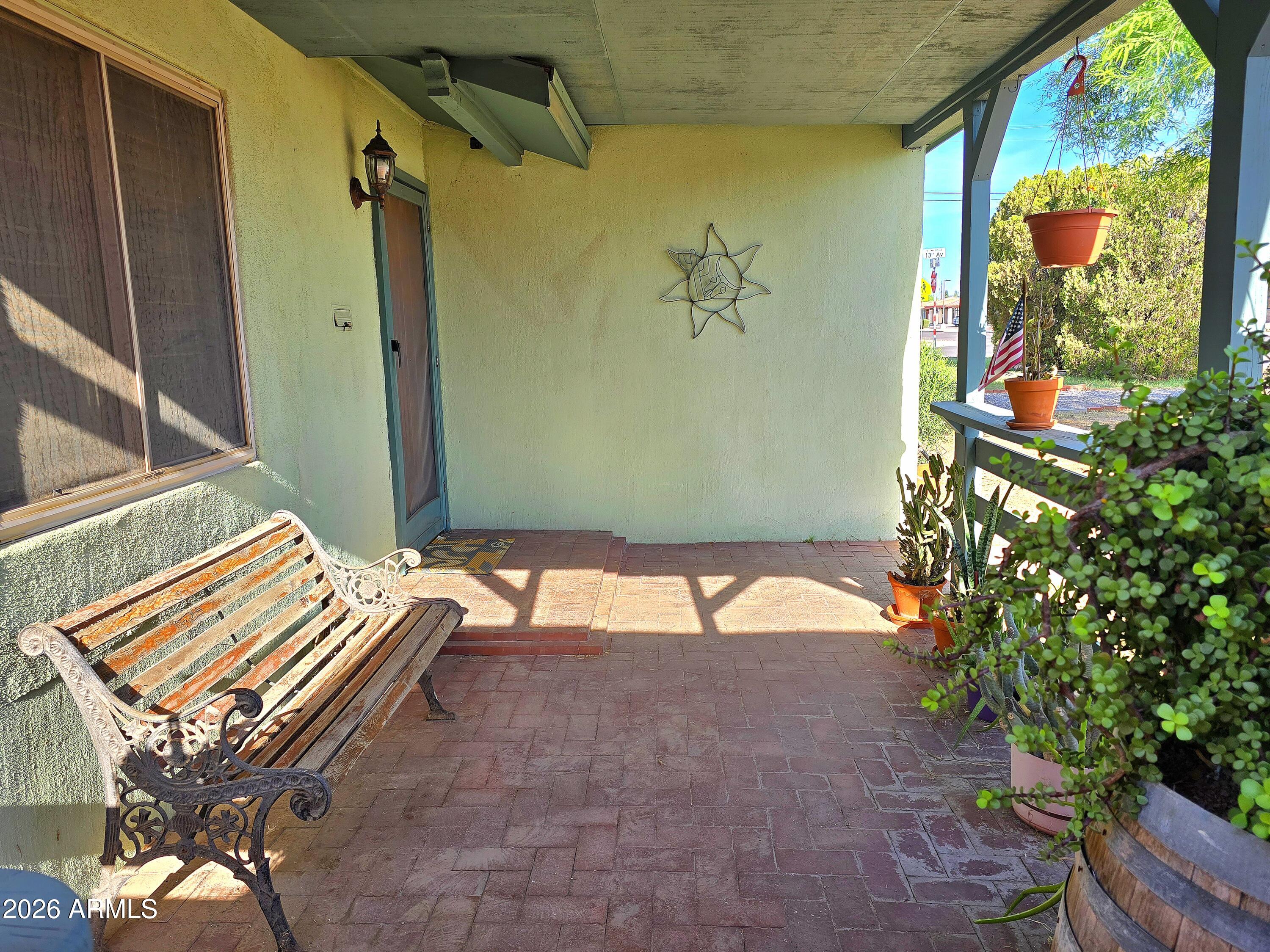 1306 W CLARENDON Avenue