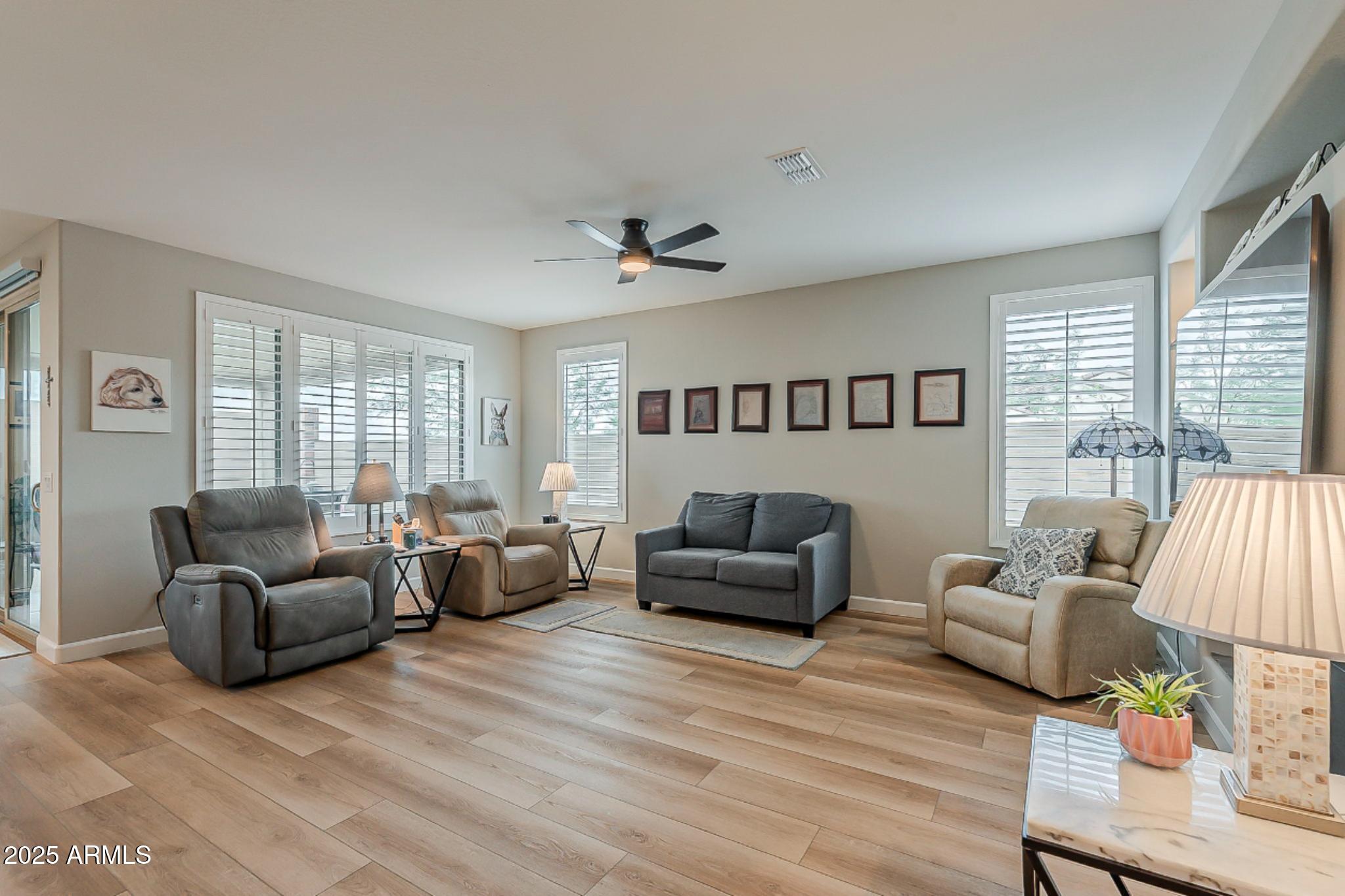 4782 N CORONADO Drive