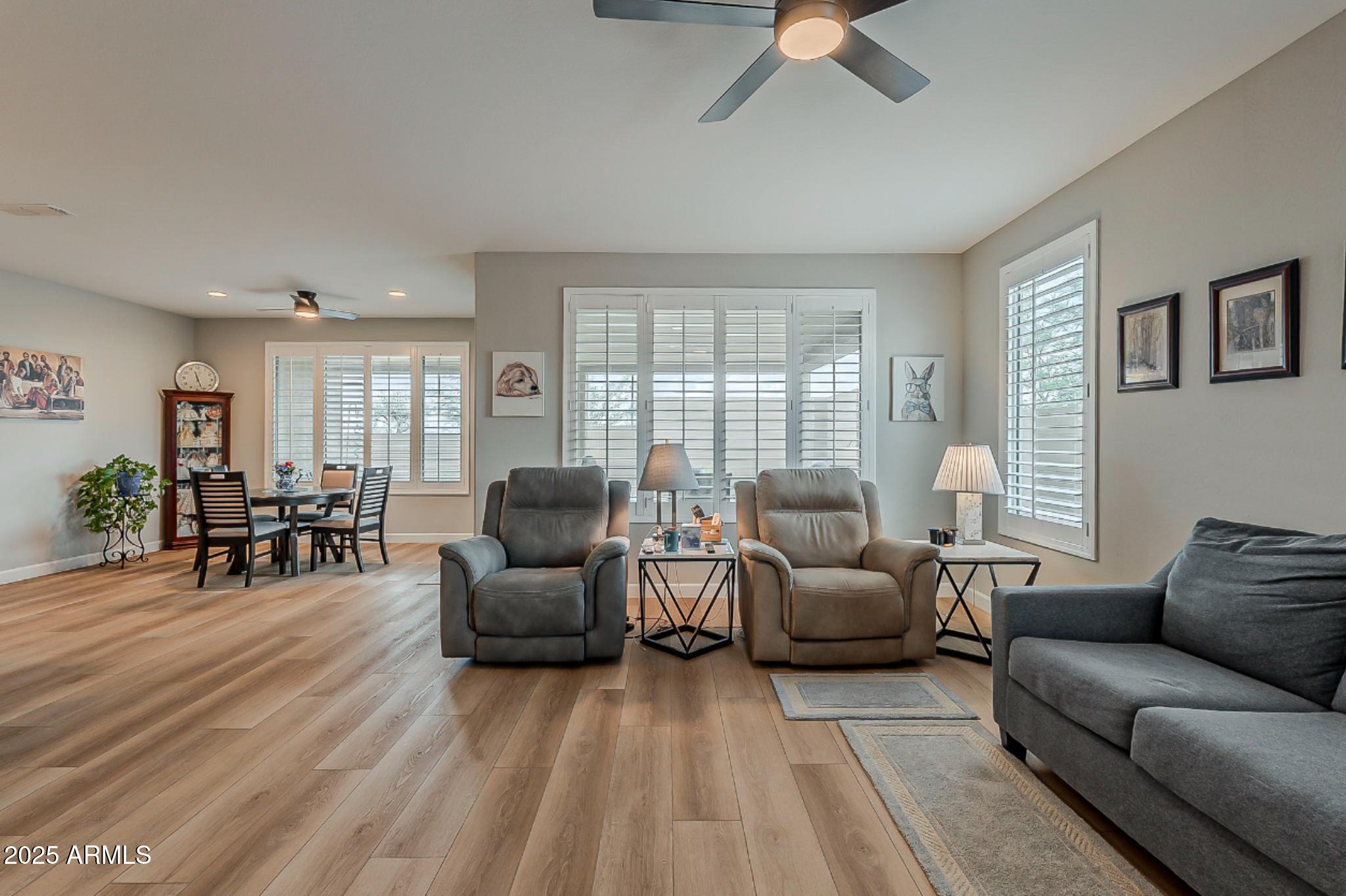 4782 N CORONADO Drive