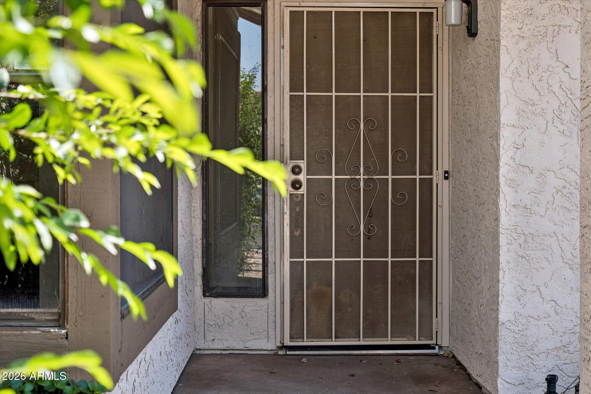 1545 W JAVELINA Avenue