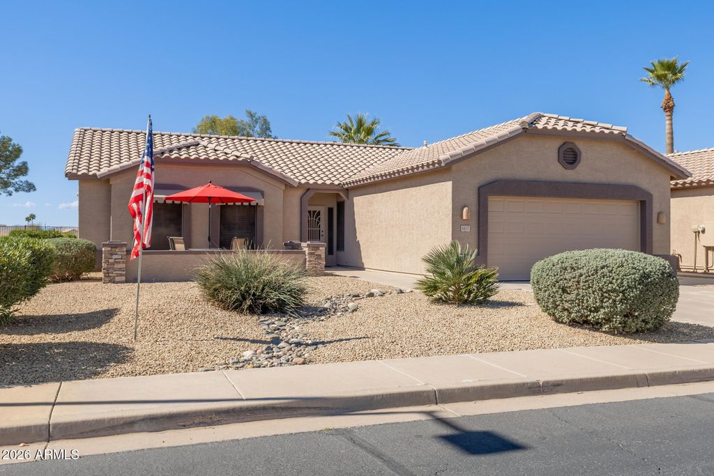 Photo of 6410 S Senate Street, Chandler, AZ 85249 (MLS # 6984935)