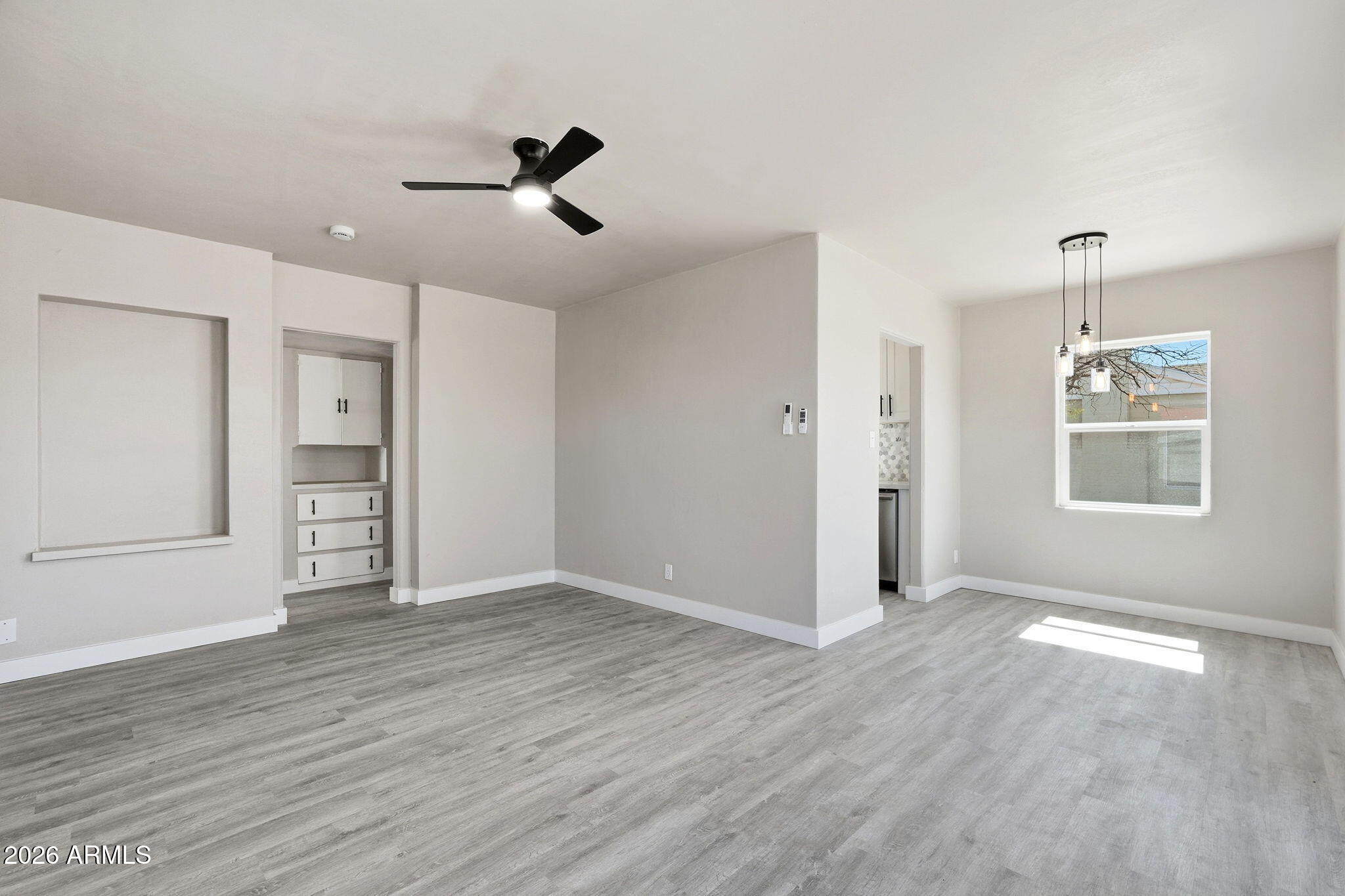 2239 N EDGEMERE Street