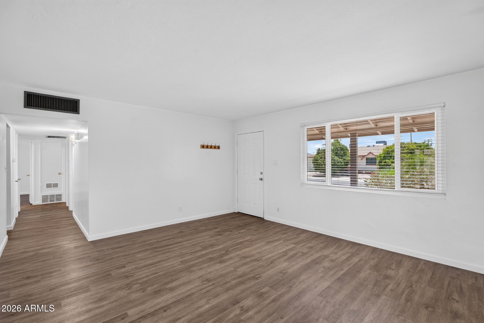 1711 S ROBERTS Road