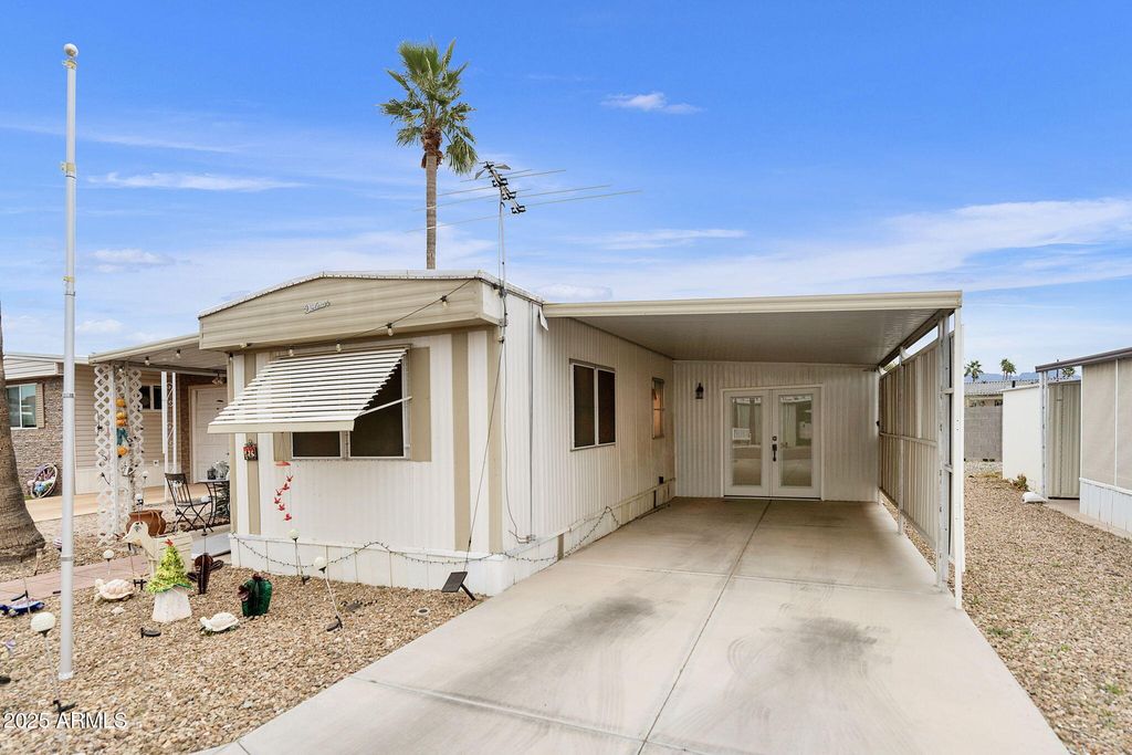 Photo of 11100 E Apache Trail, Apache Junction, AZ 85120 (MLS # 6961246)