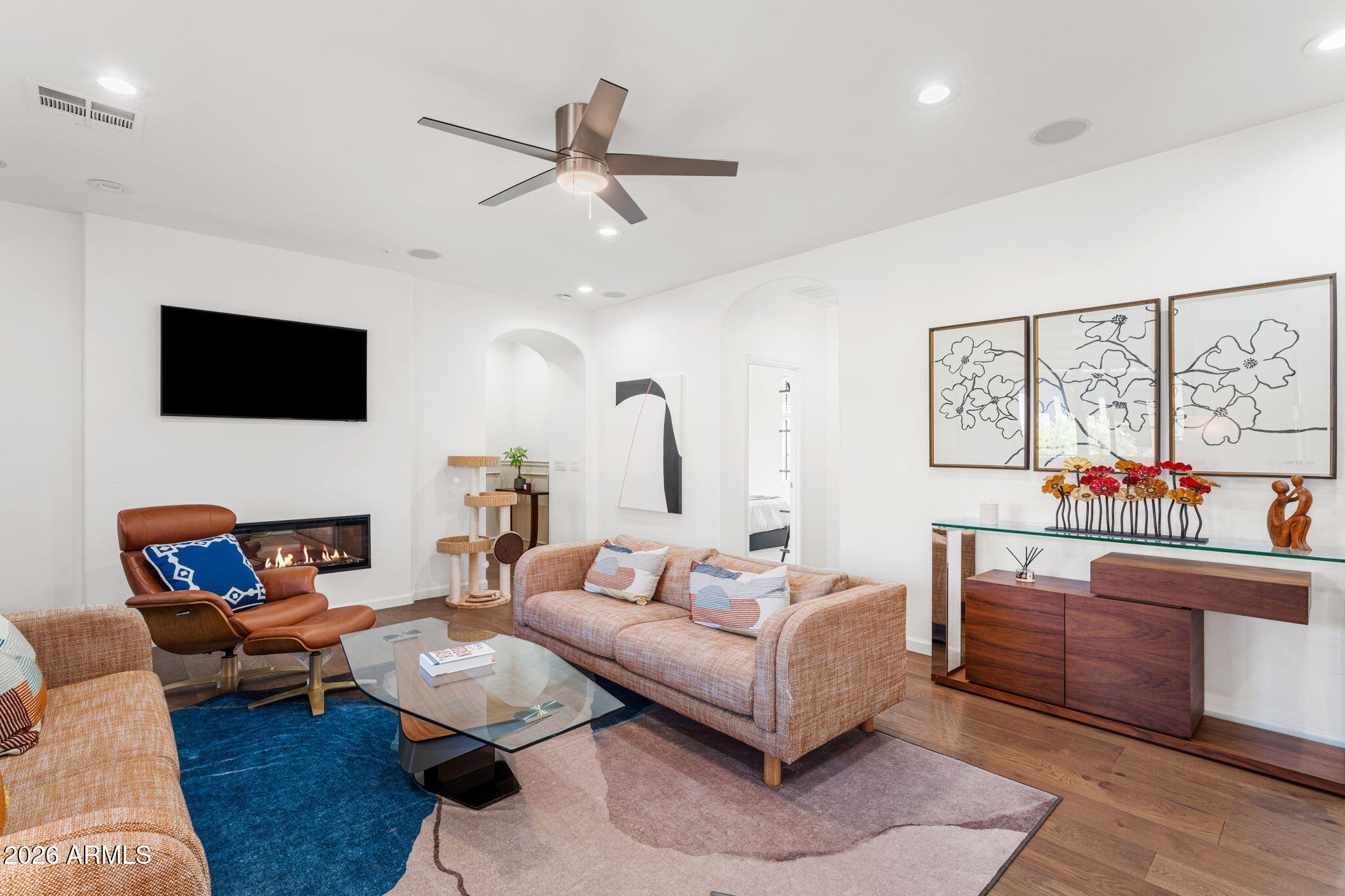 18650 N THOMPSON PEAK Parkway 2074