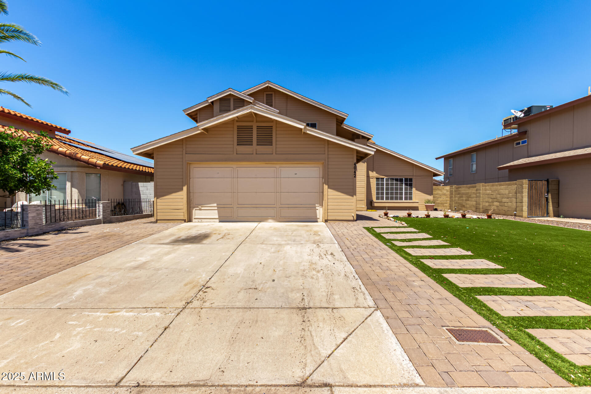 4042 W AVENIDA DEL SOL --