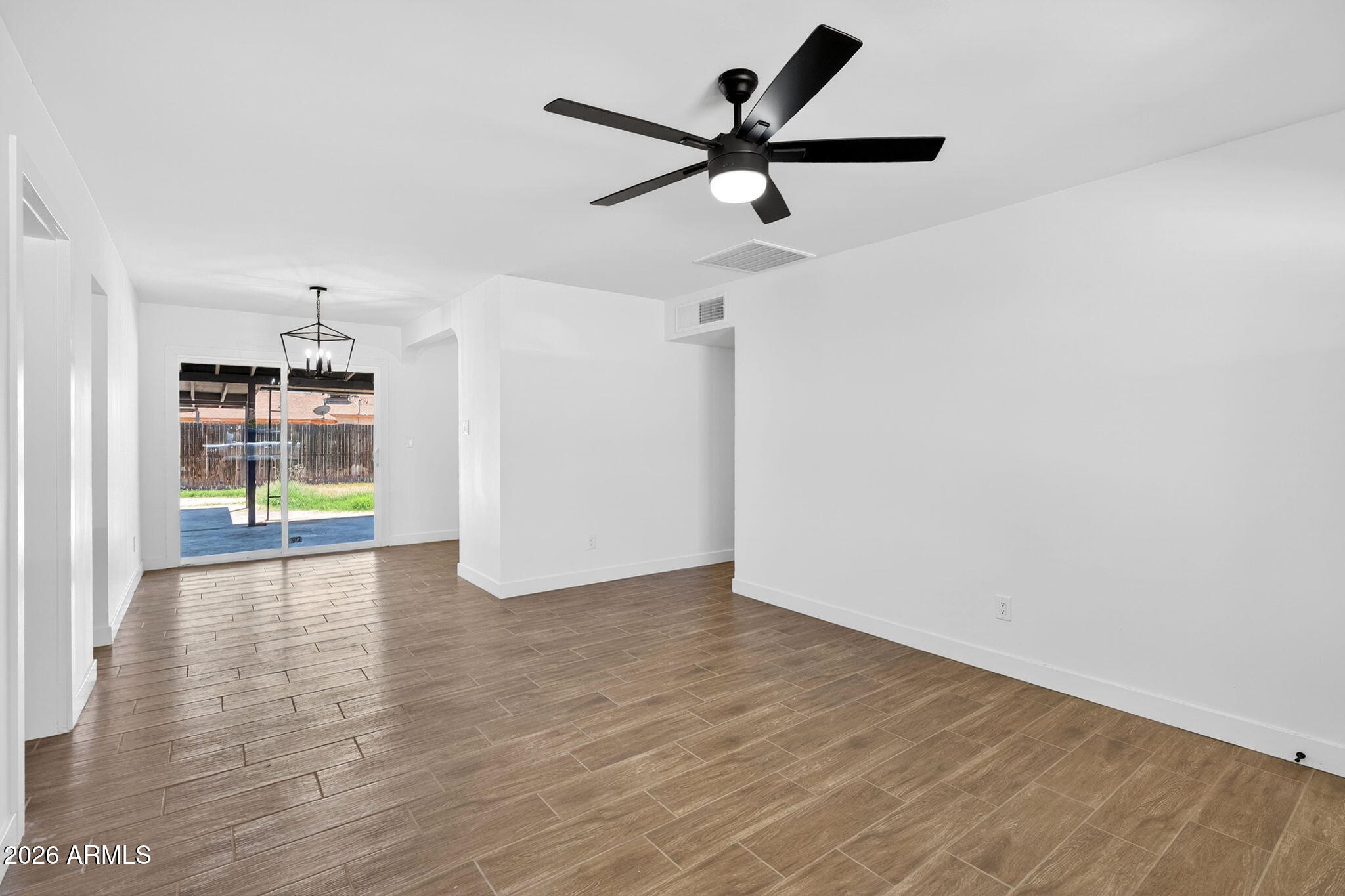 5011 W FLYNN Lane