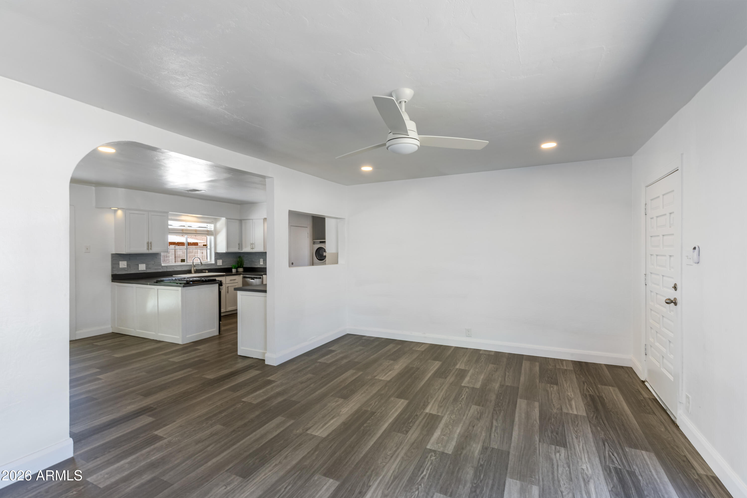 1807 E SAN MIGUEL Avenue