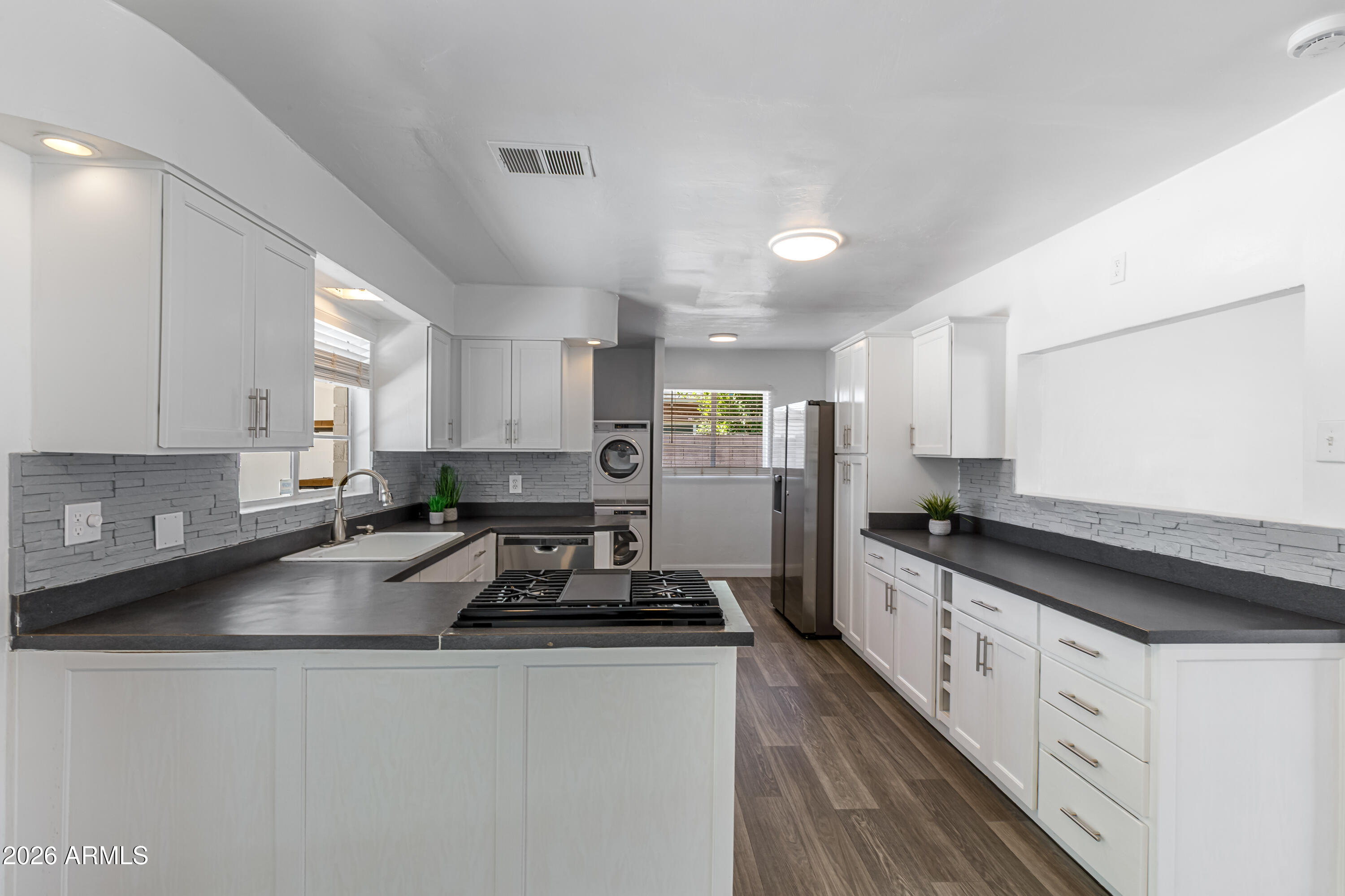 1807 E SAN MIGUEL Avenue