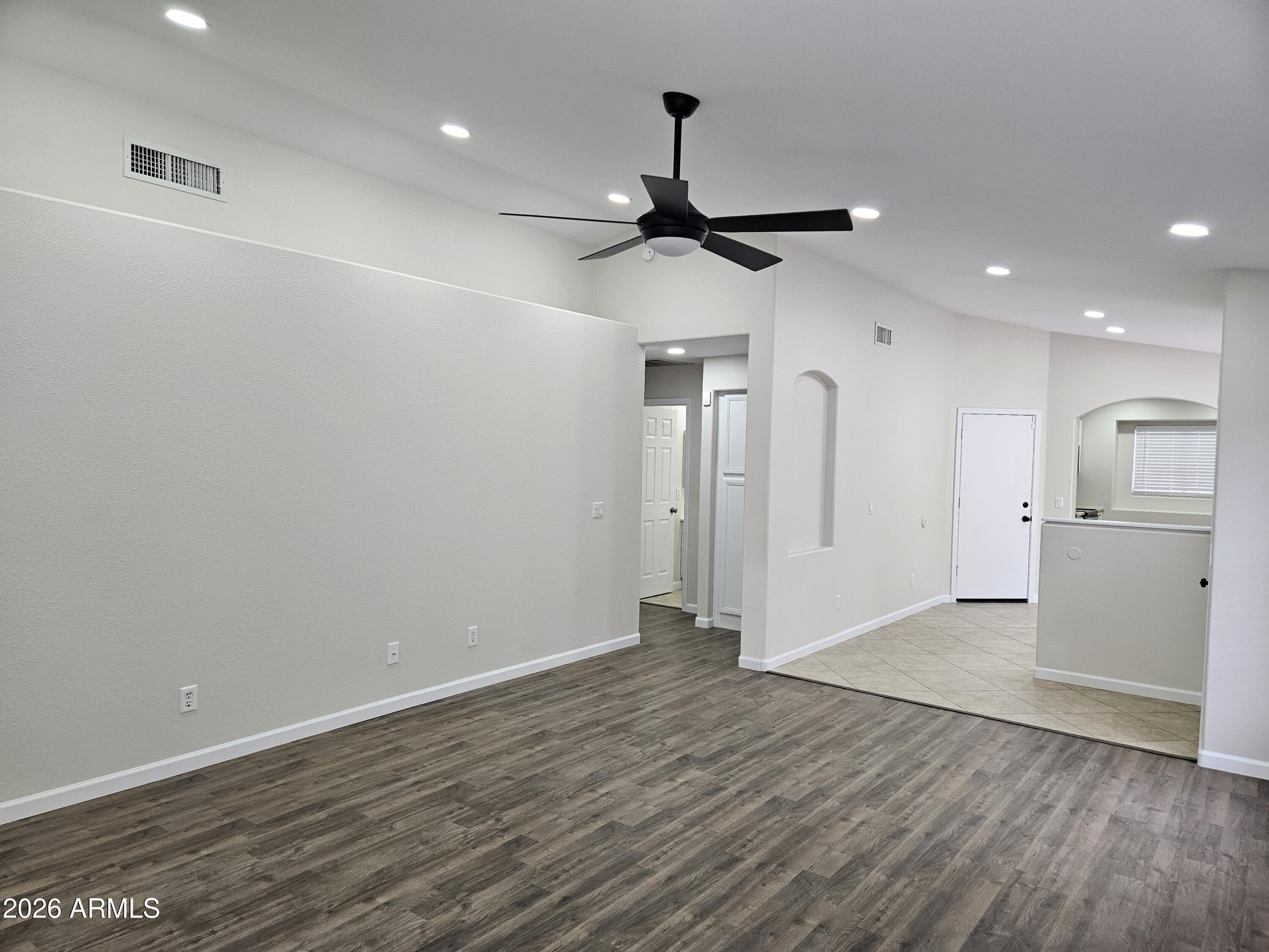 4029 W VILLA LINDA Drive