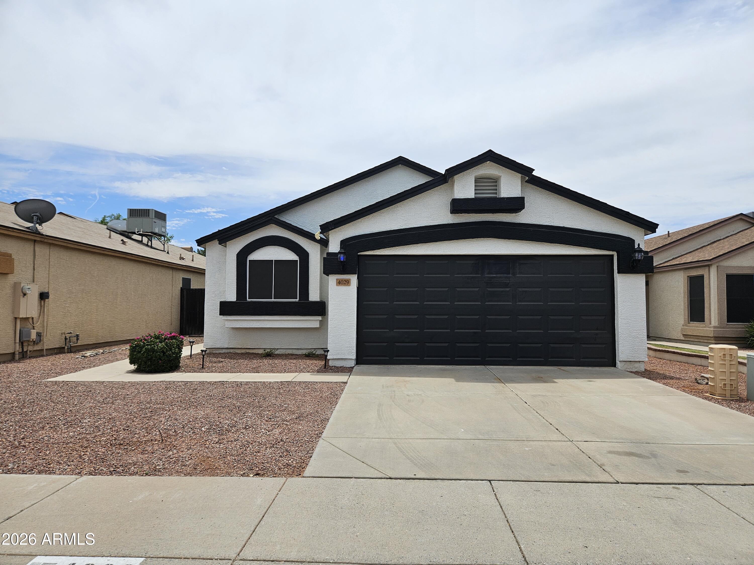 4029 W VILLA LINDA Drive