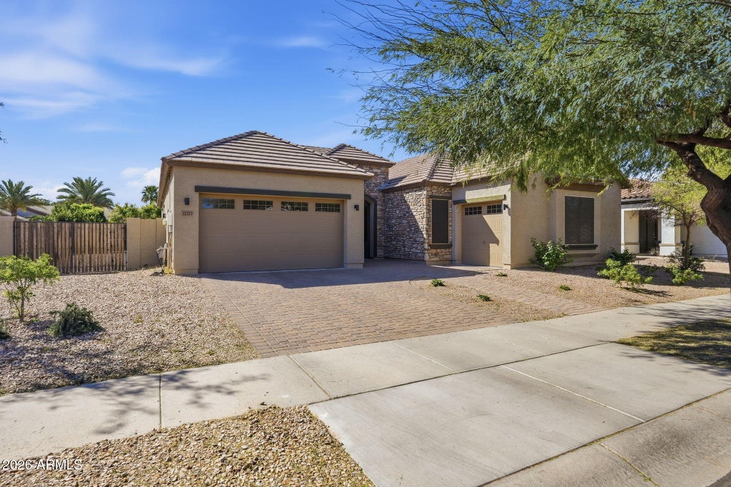 Photo of 22377 E Sentiero Drive, Queen Creek, AZ 85142 (MLS # 7078772)