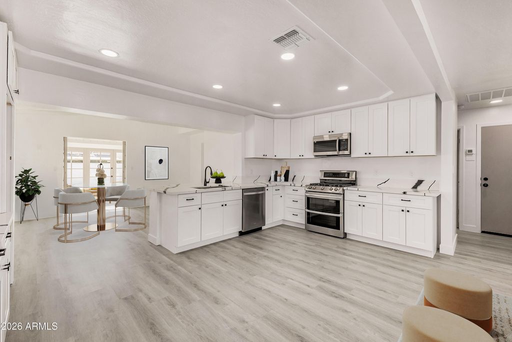 Photo of 1647 W Villa Rita Drive, Phoenix, AZ 85023 (MLS # 7001592)