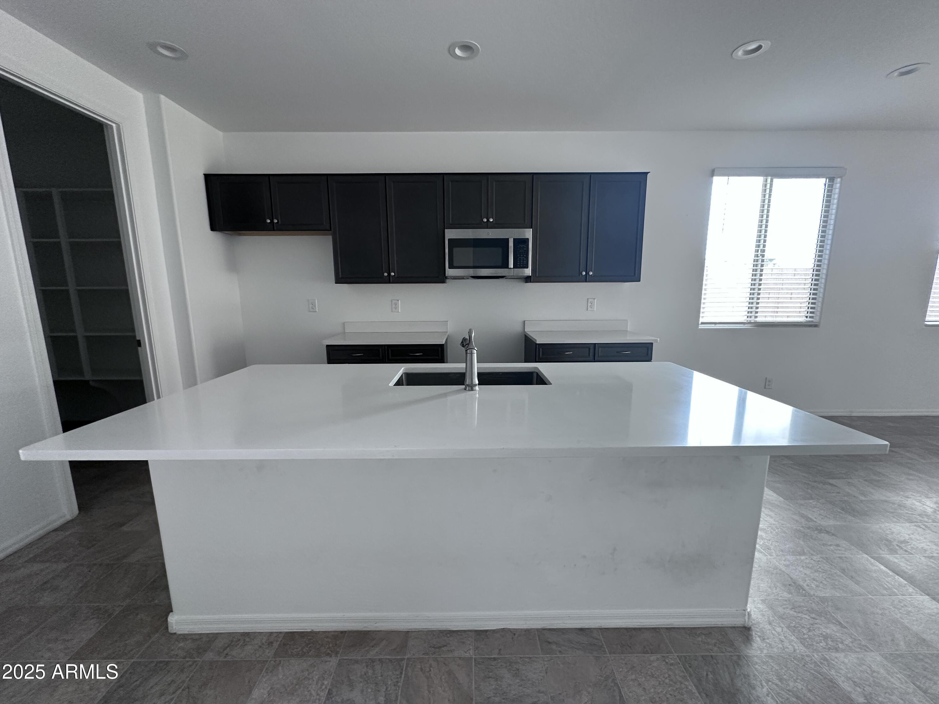 2065 E ESCONDIDO Place