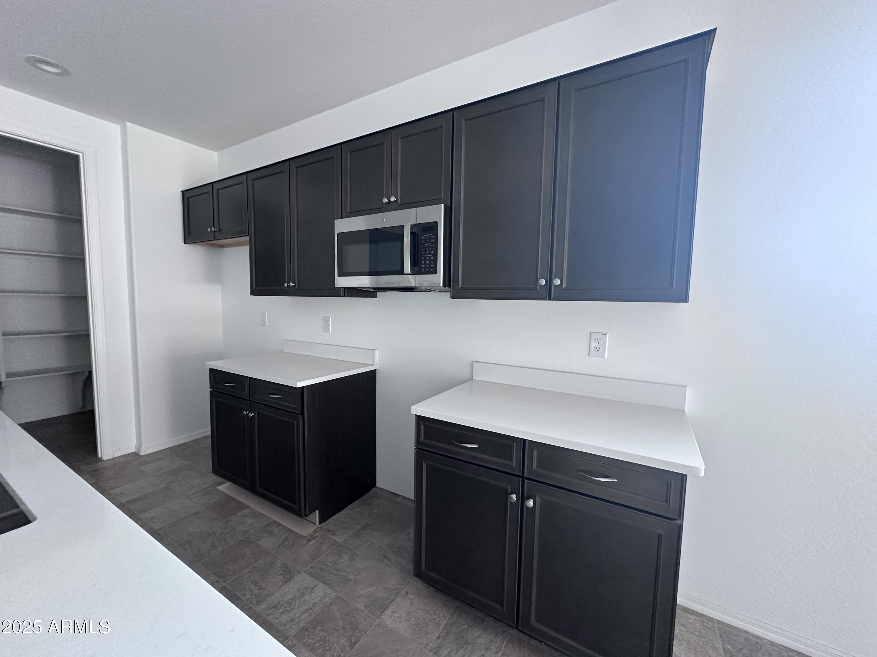 2065 E ESCONDIDO Place