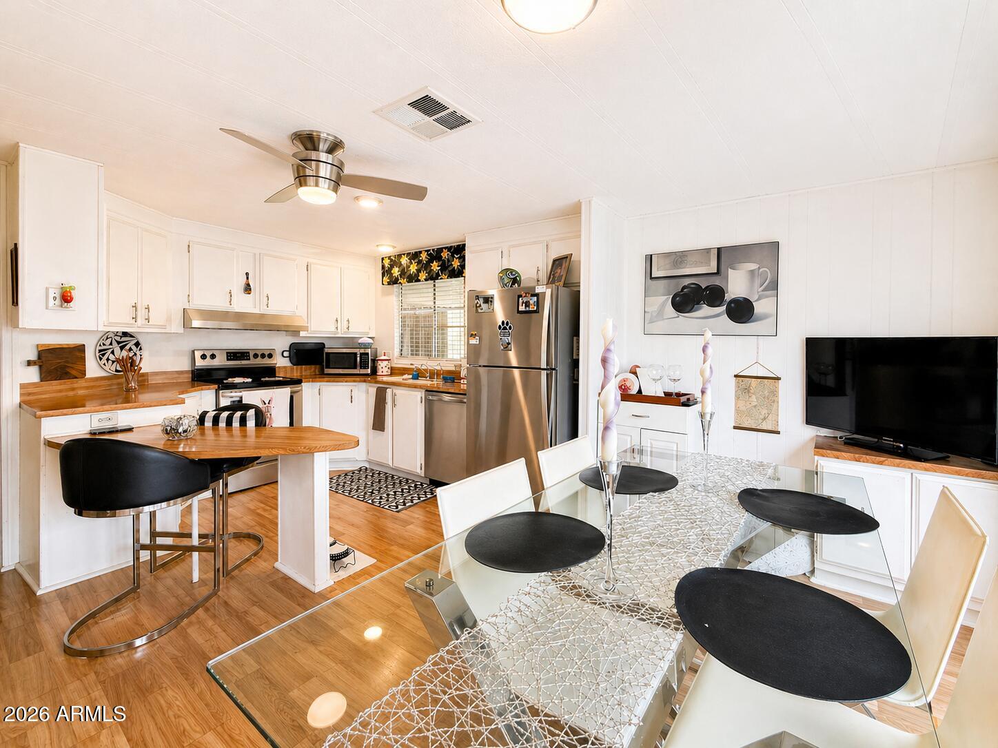 305 S VAL VISTA Drive 427
