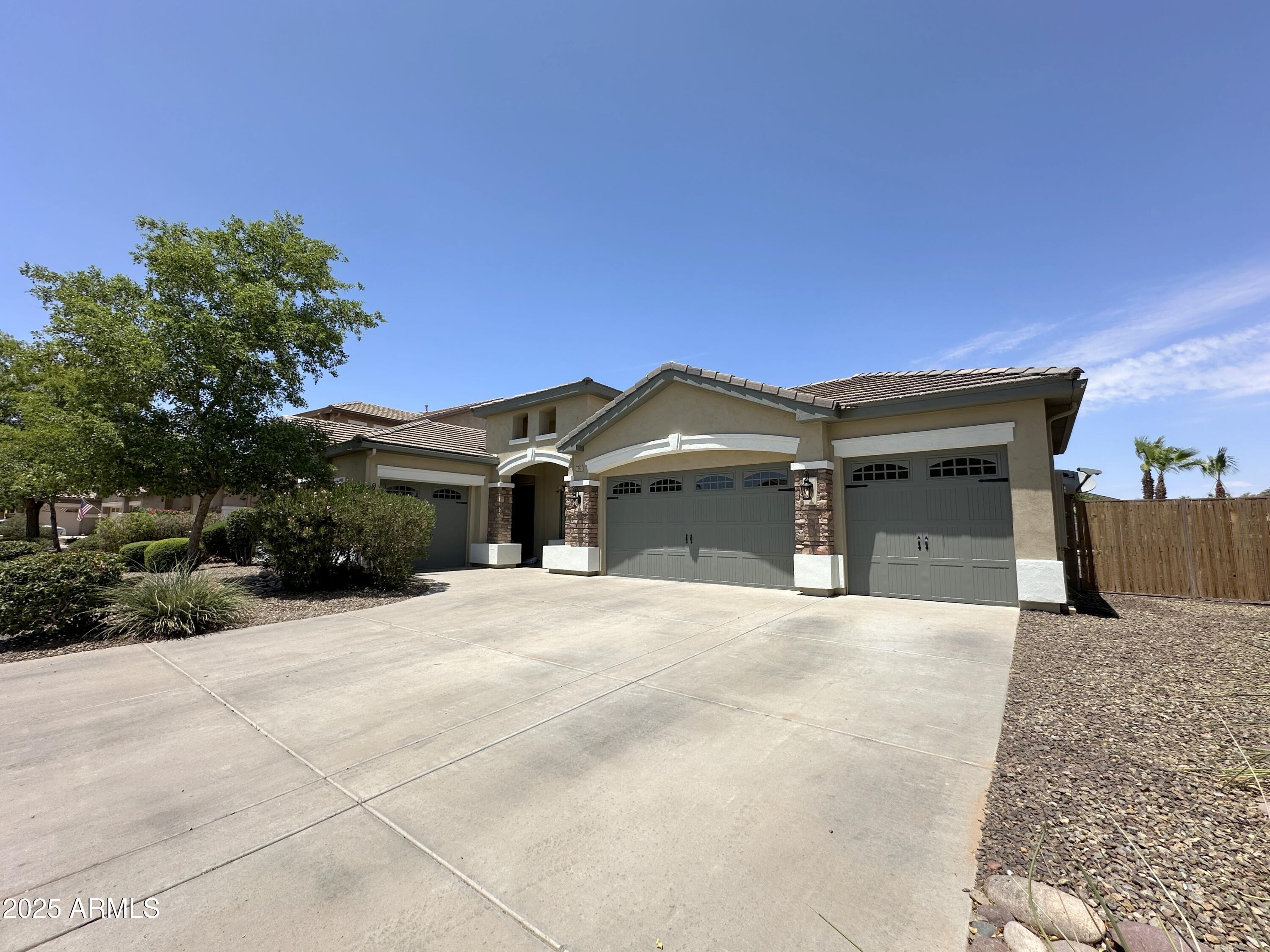 394 E ATLANTIC Drive